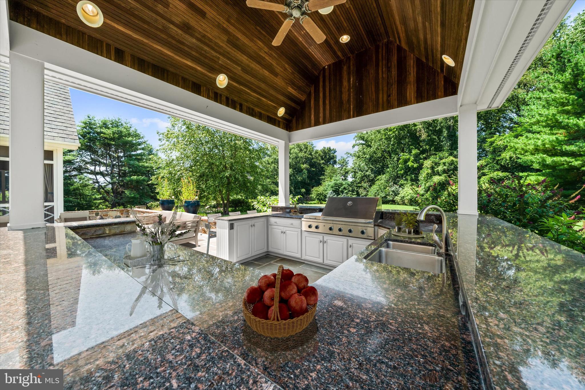 CENTREVILLE RESERV - Residential