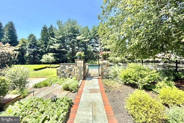 CENTREVILLE RESERV - Residential