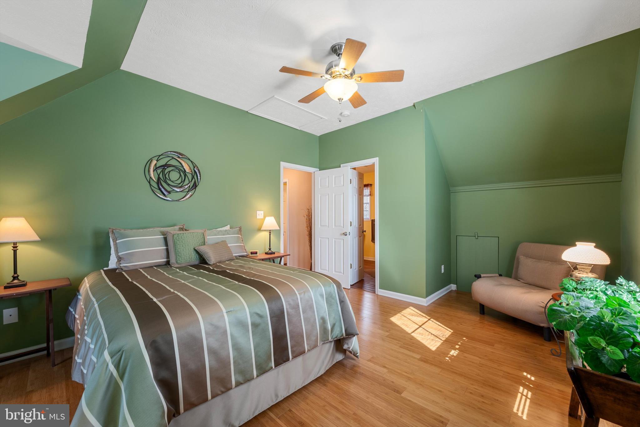 LAKE HOLIDAY ESTATES - Residential
