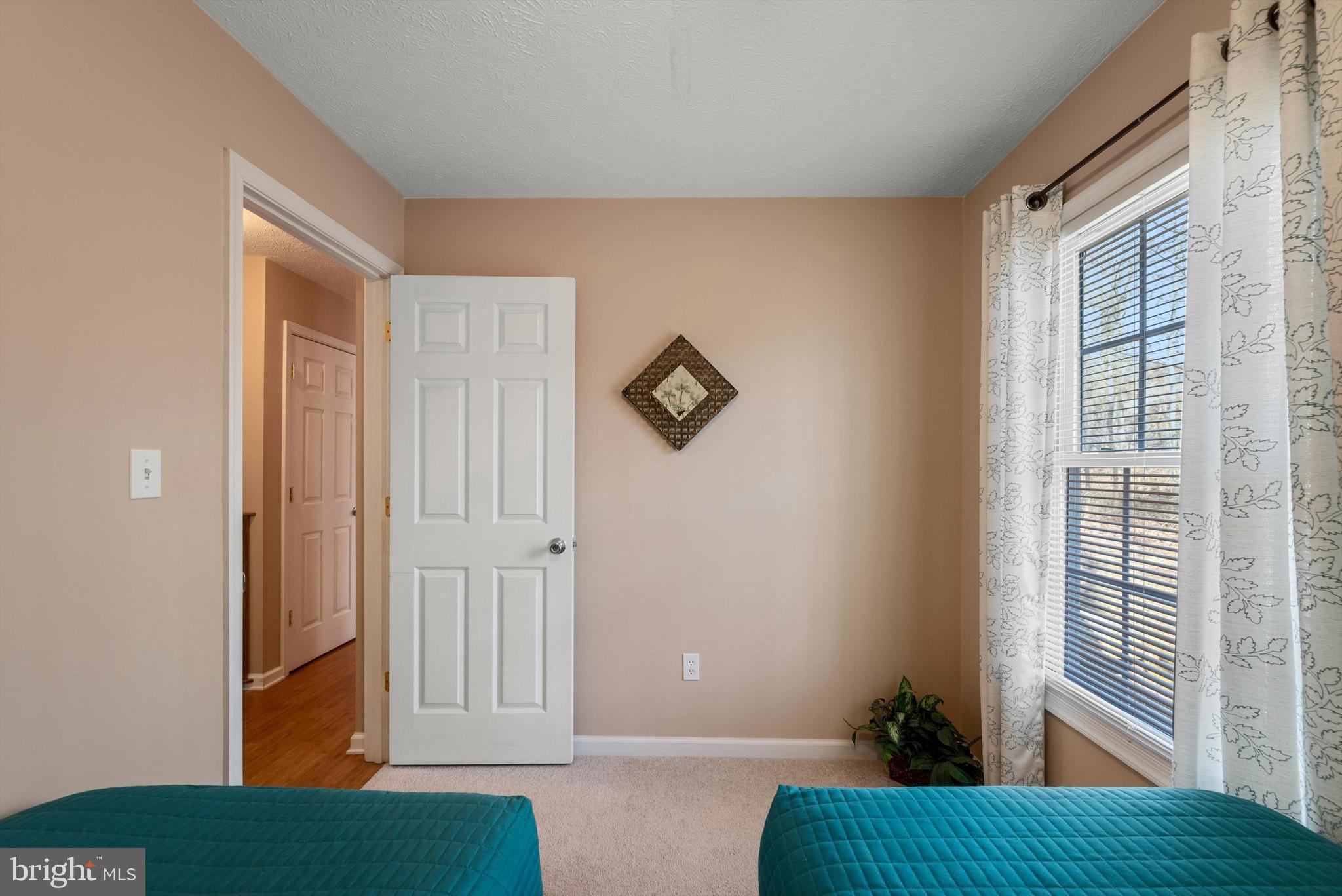 LAKE HOLIDAY ESTATES - Residential