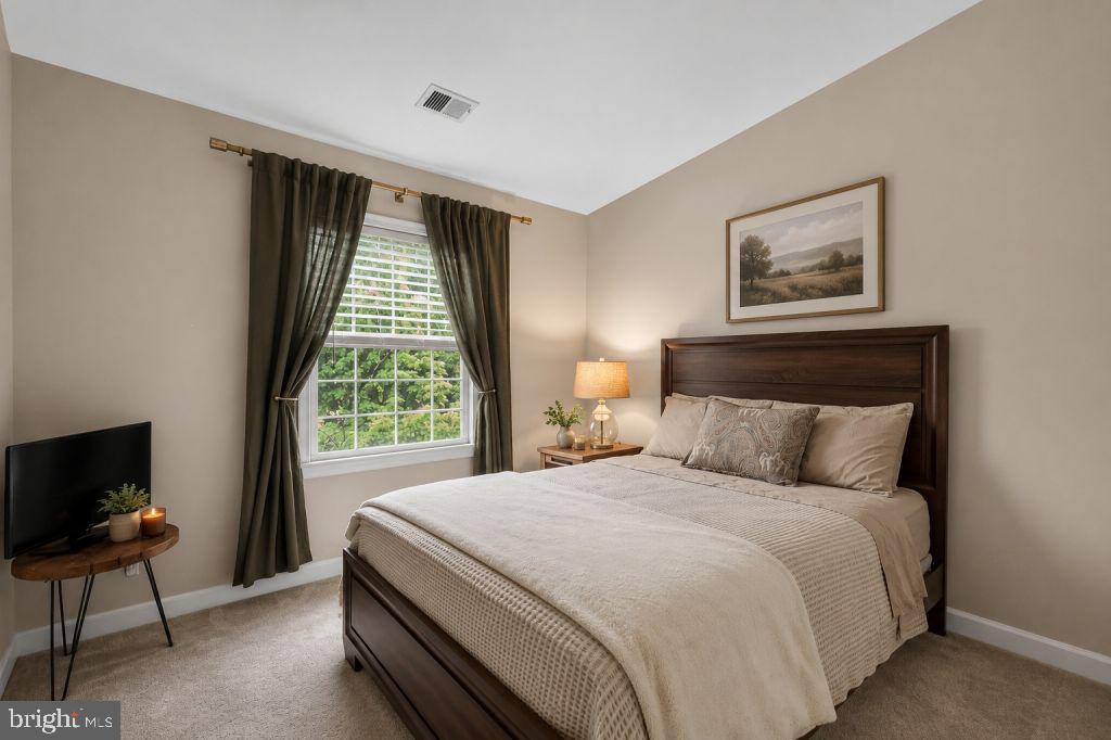 FAIRLINGTON - Residential