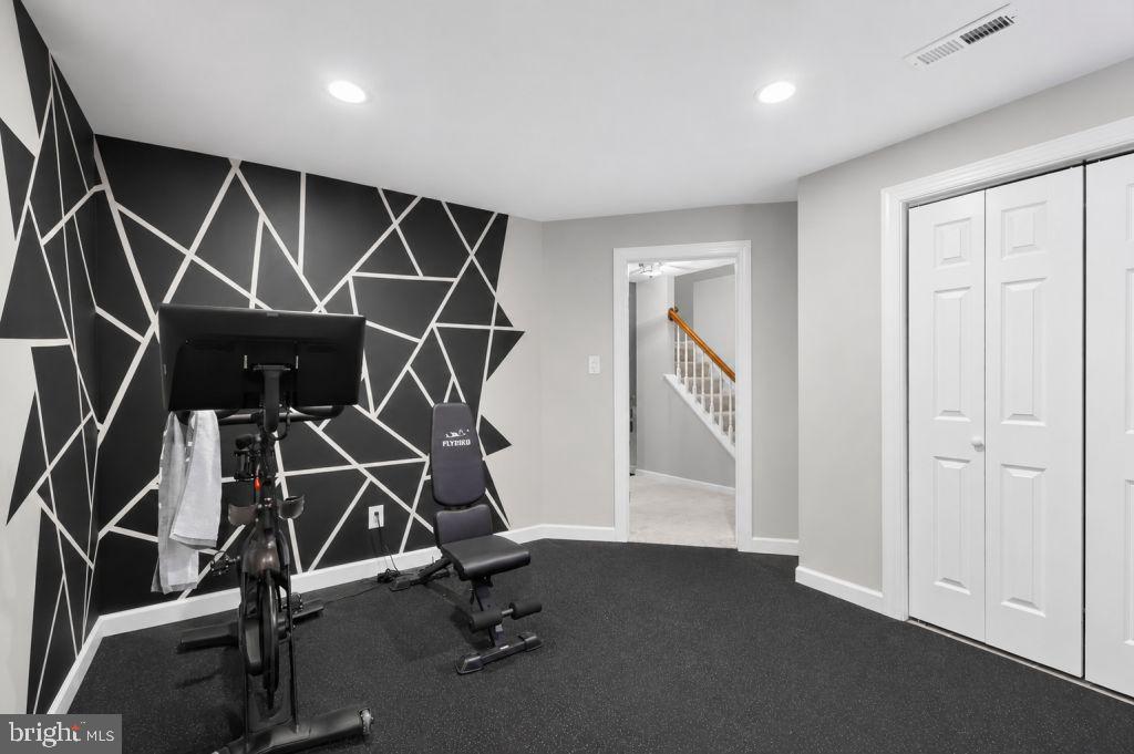 FAIRLINGTON - Residential