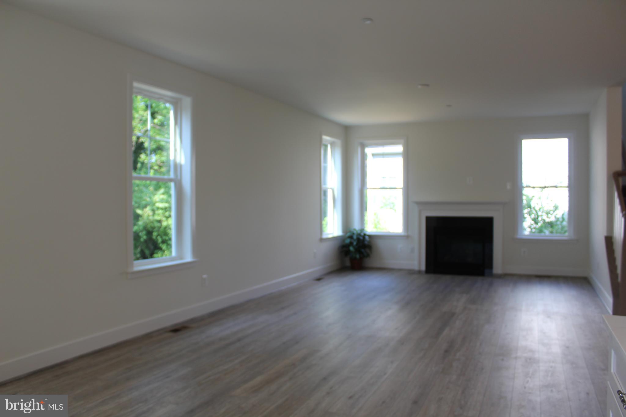 ROBINSON RESERVE - Residential