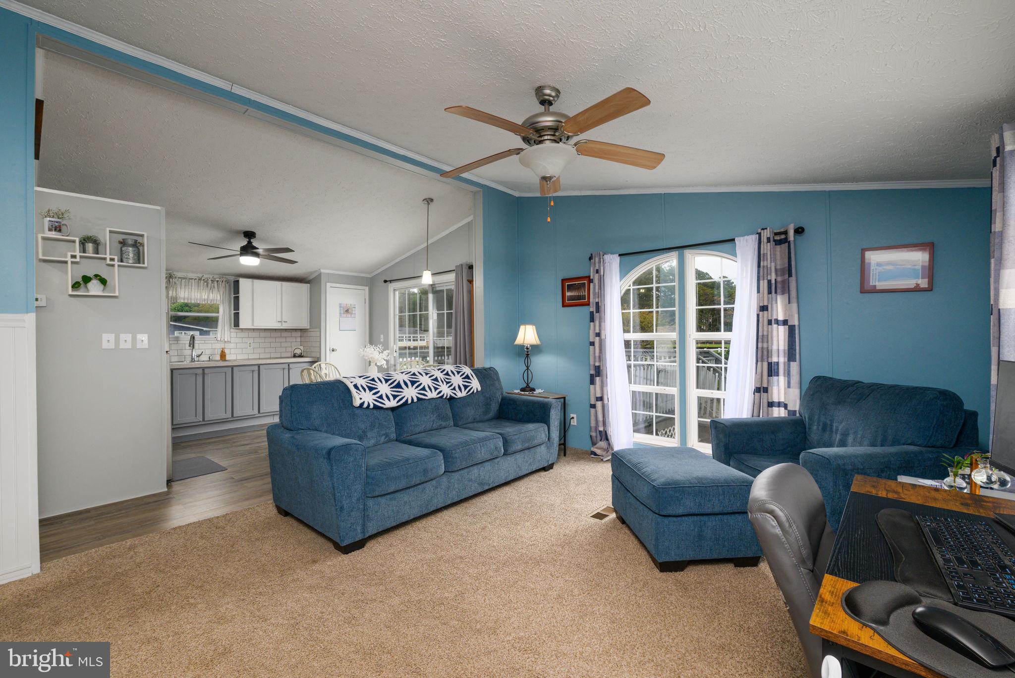 WHITE HOUSE BEACH - Residential