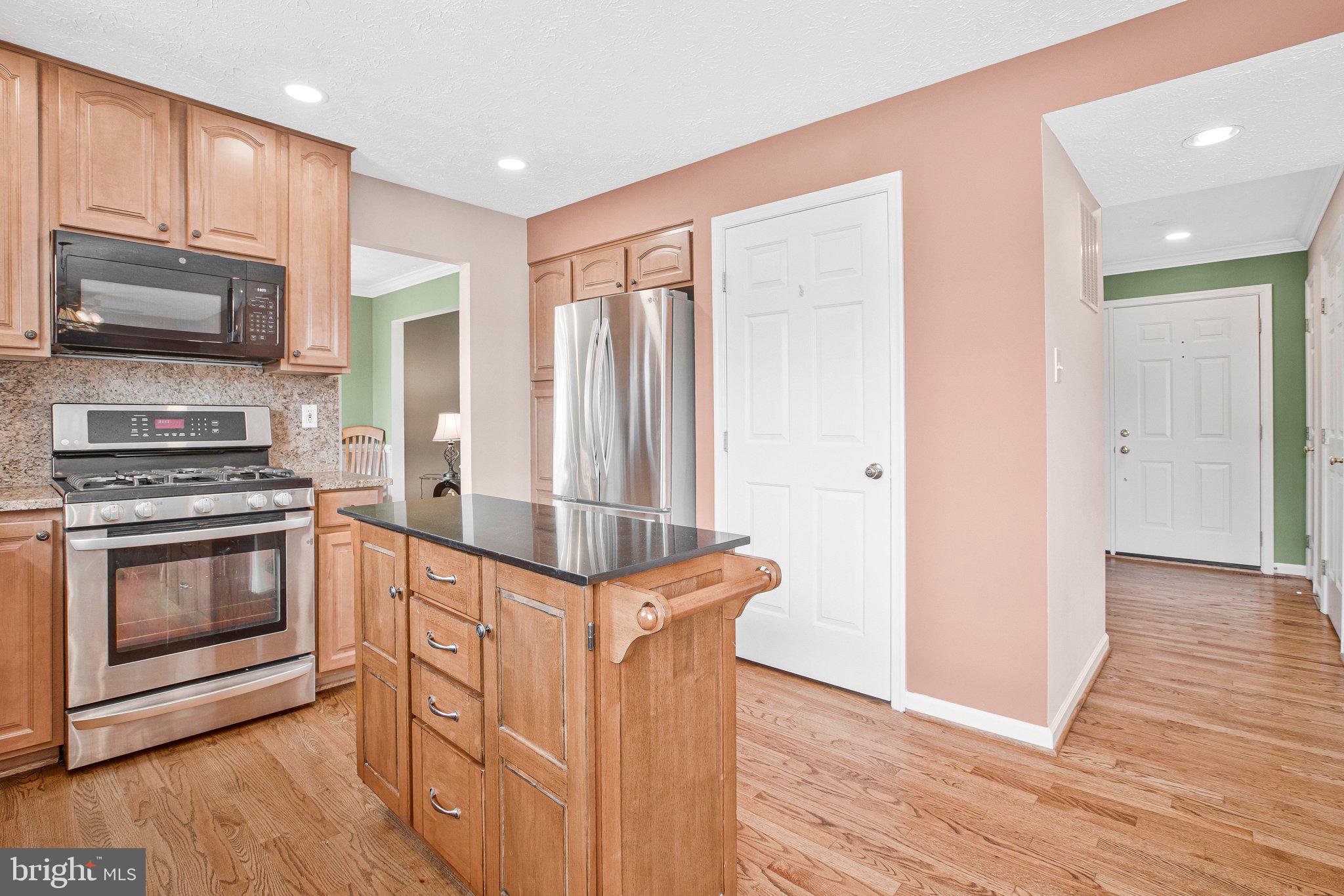 SEVEN OAKS - Residential