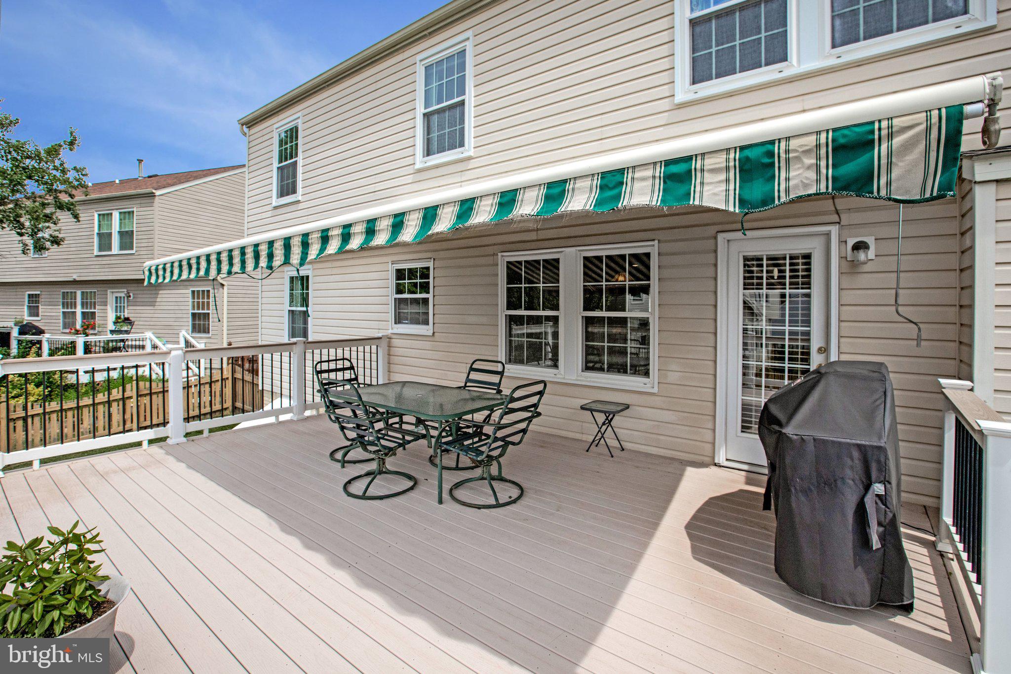 SEVEN OAKS - Residential