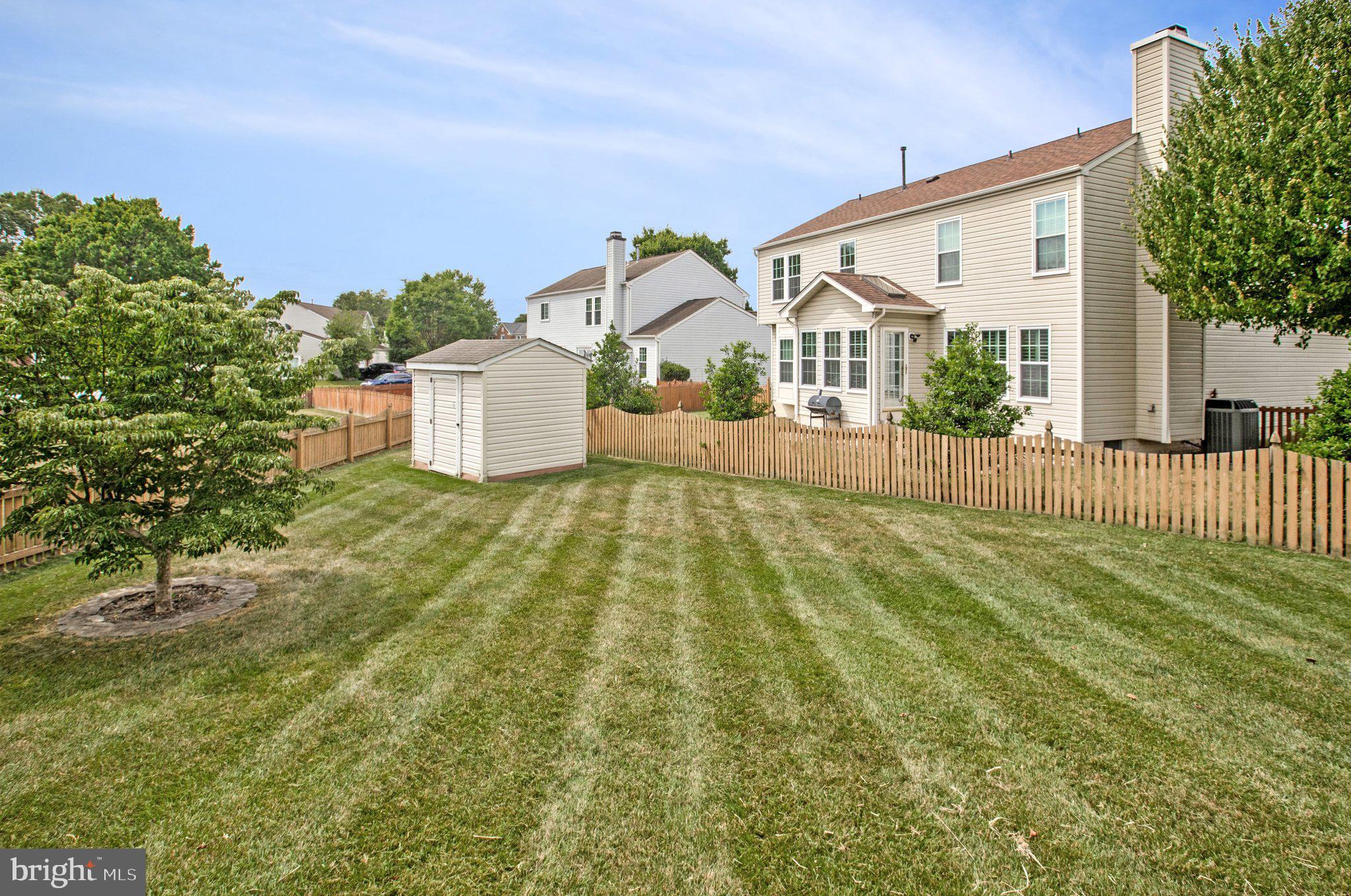 SEVEN OAKS - Residential
