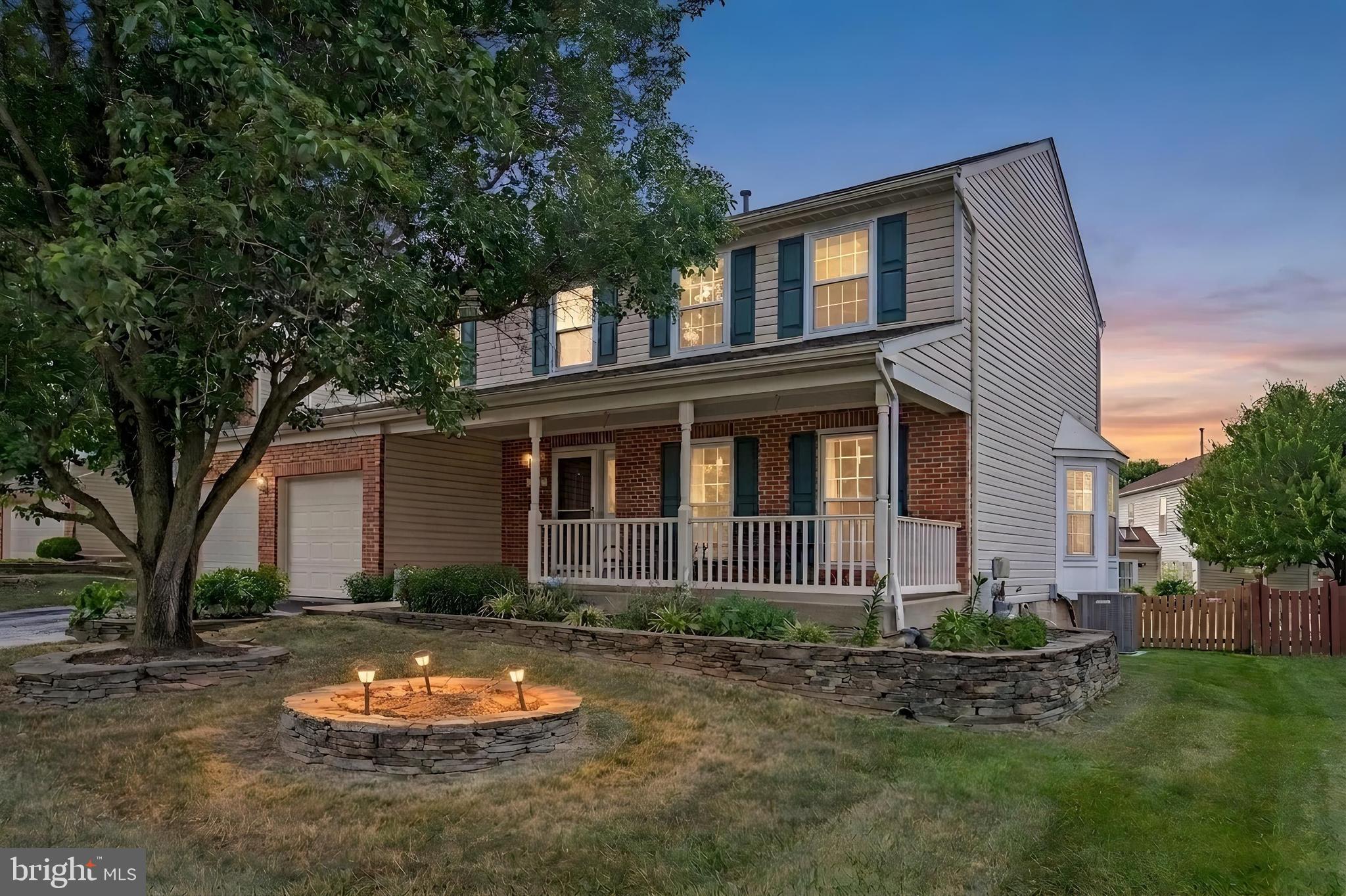 SEVEN OAKS - Residential