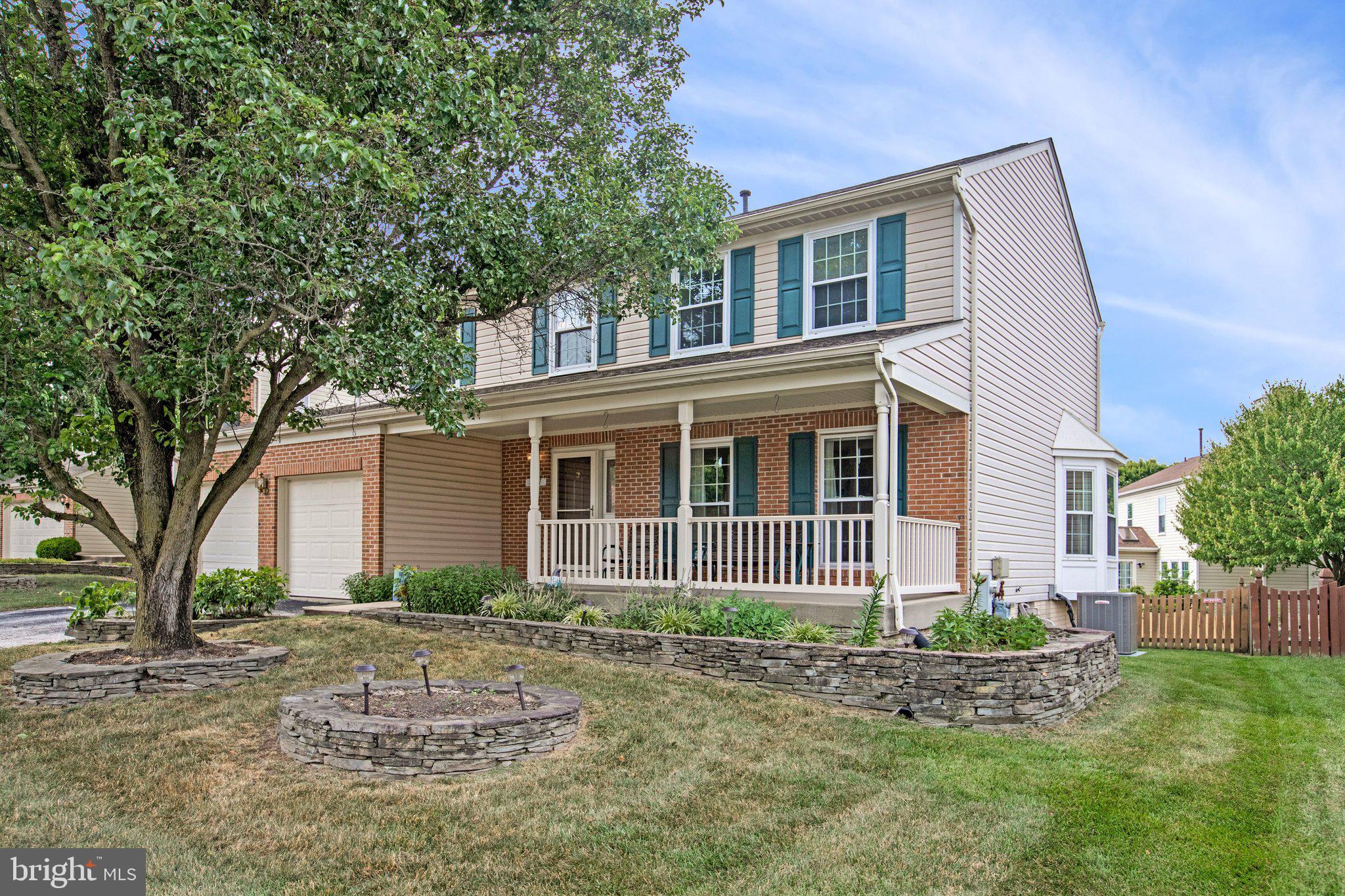SEVEN OAKS - Residential