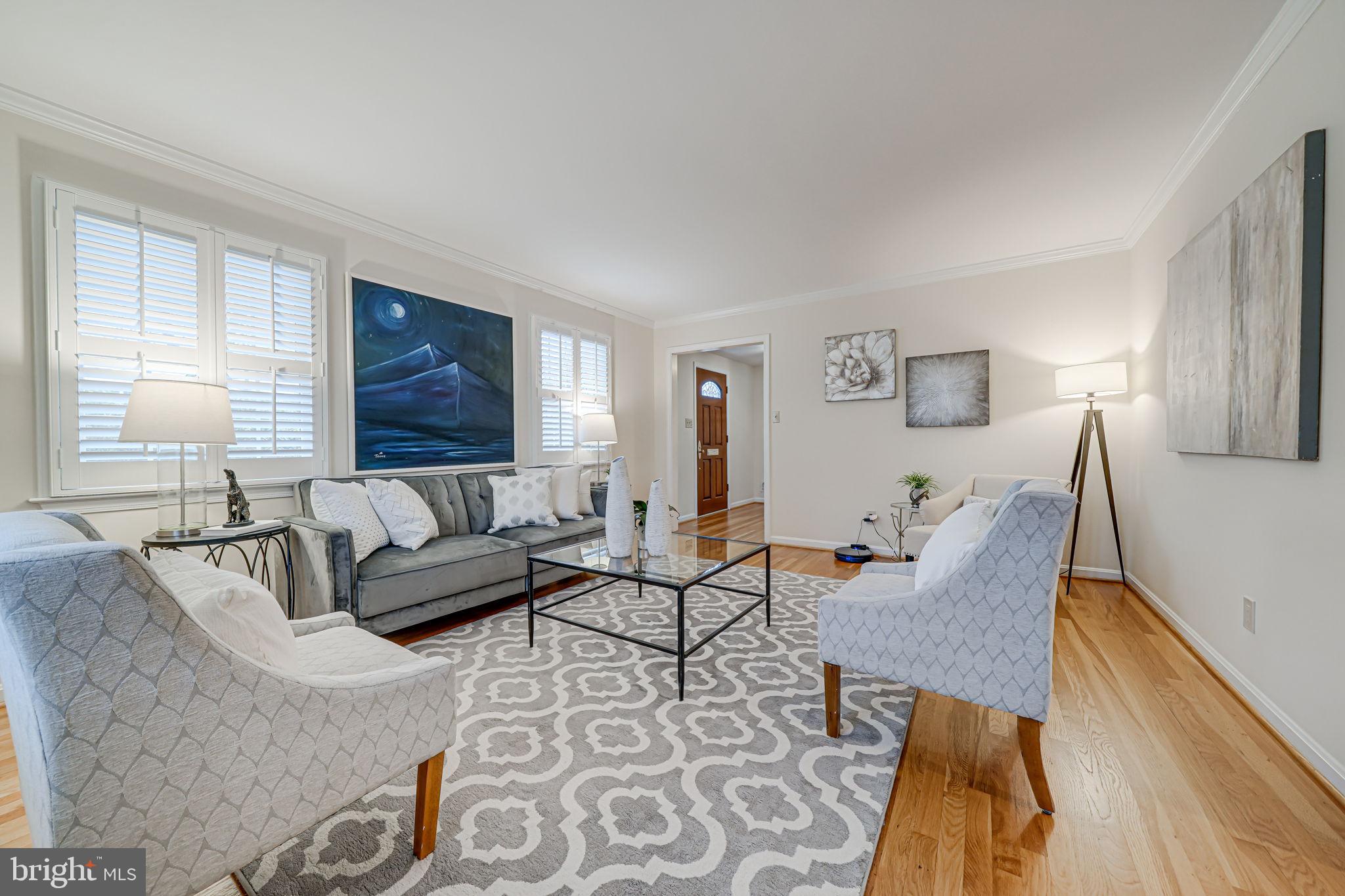 CHAPEL SQUARE - Residential