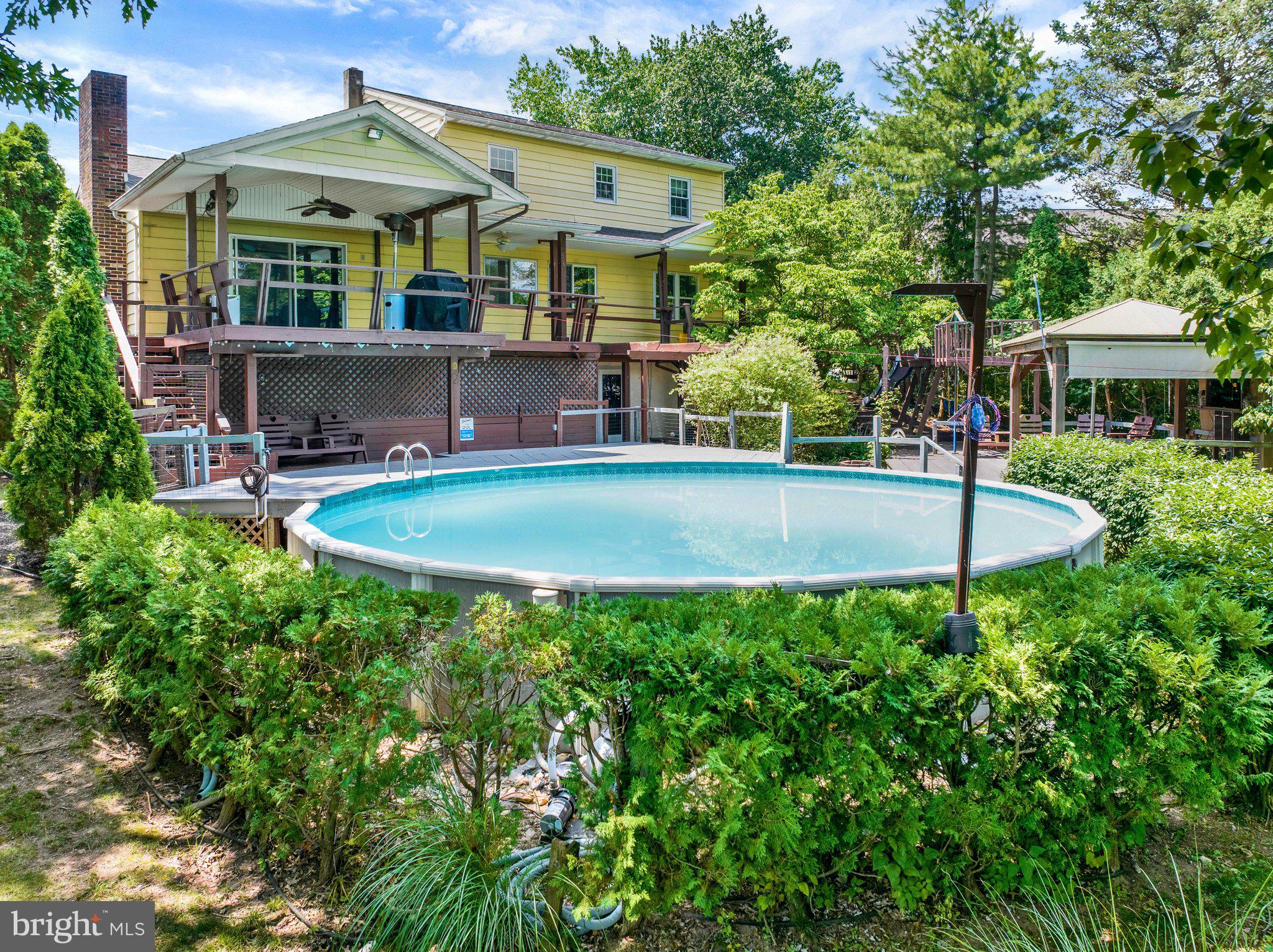 AMITY GARDENS - Residential