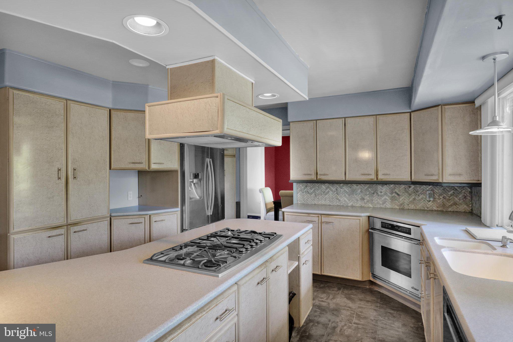 AMITY GARDENS - Residential