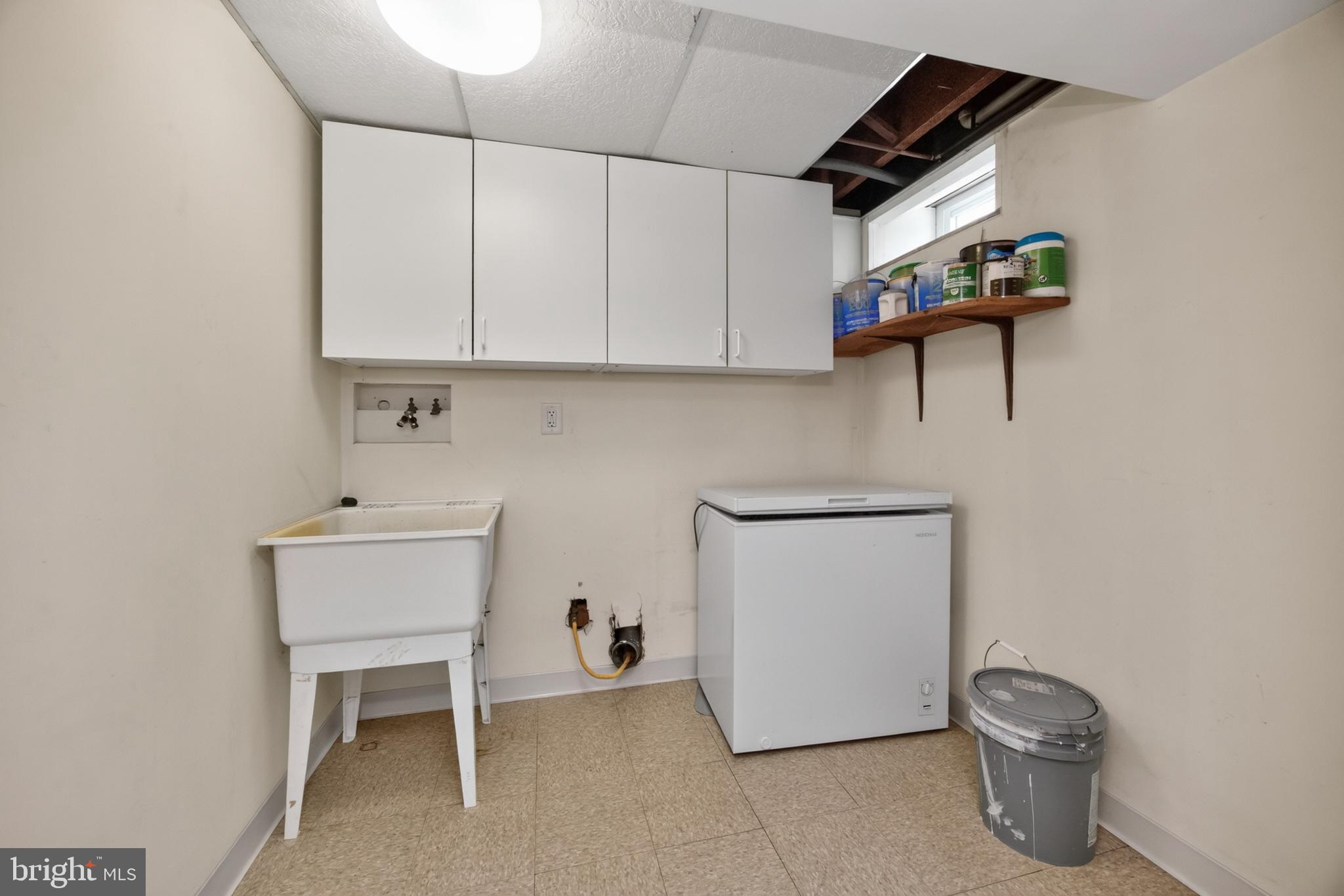 GARDEN CITY - Residential