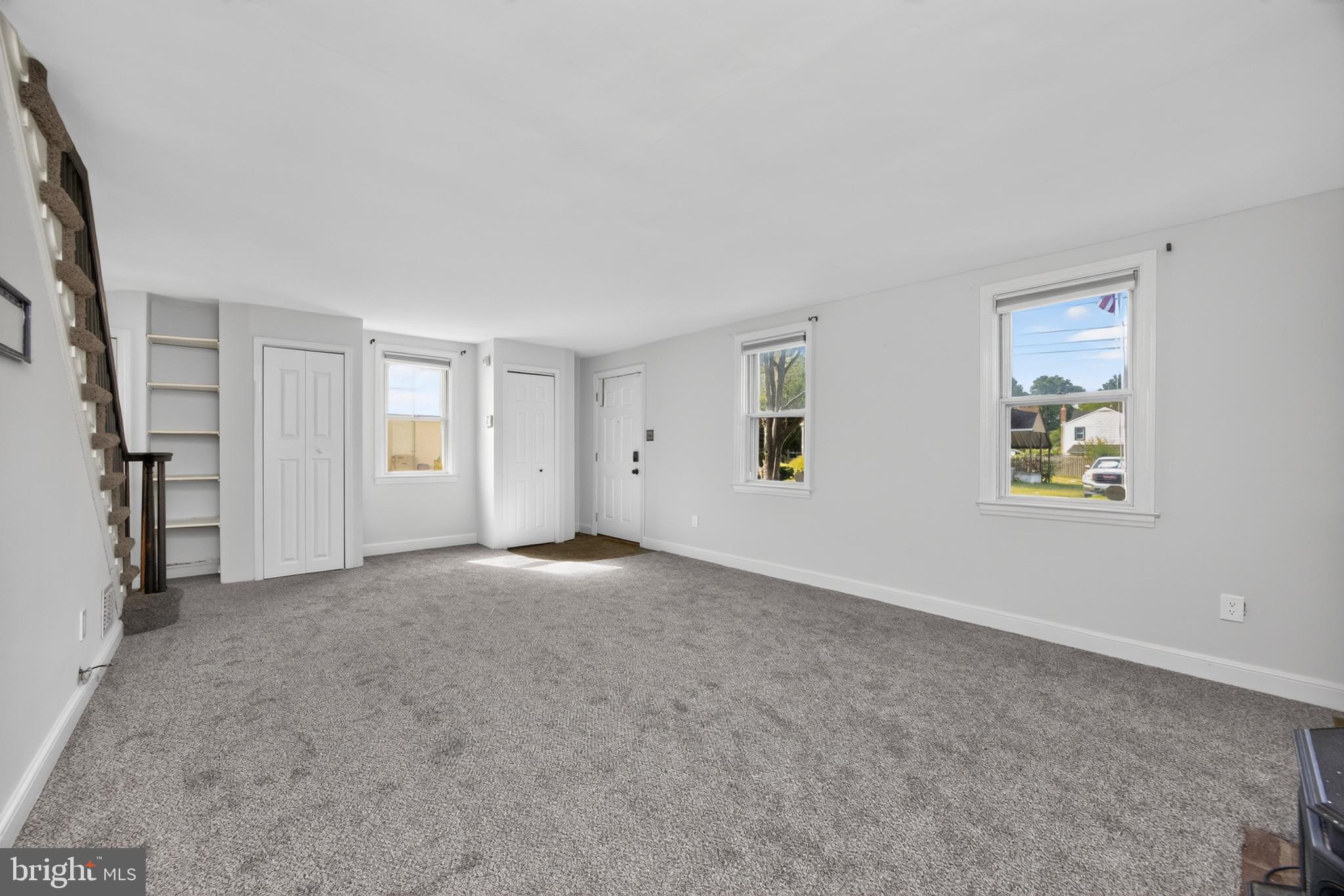 GARDEN CITY - Residential