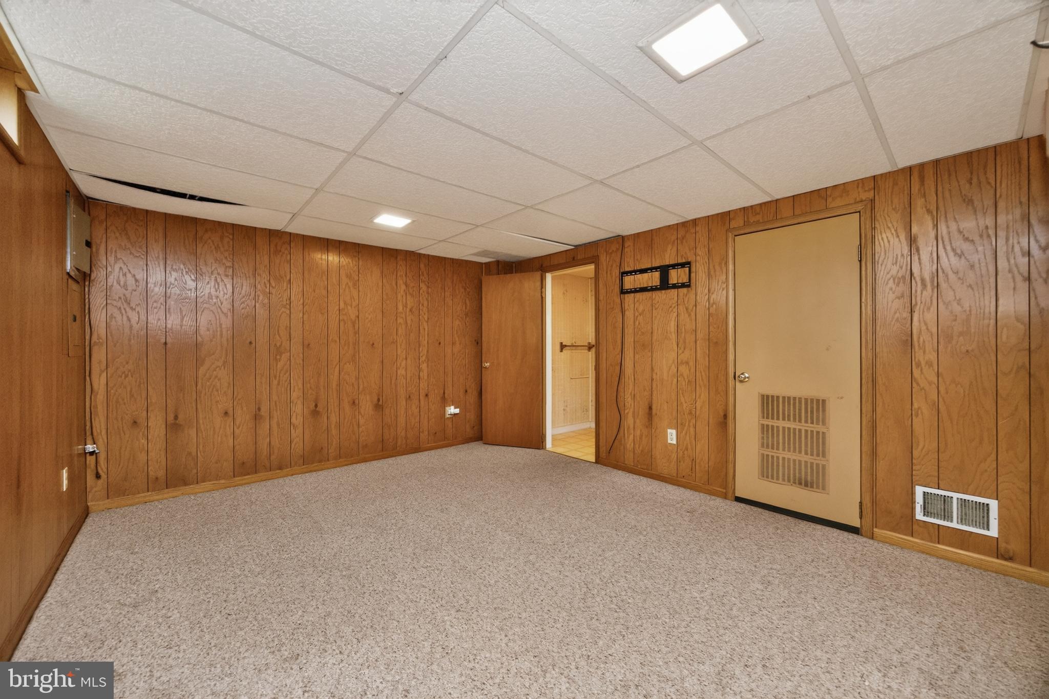 GARDEN CITY - Residential