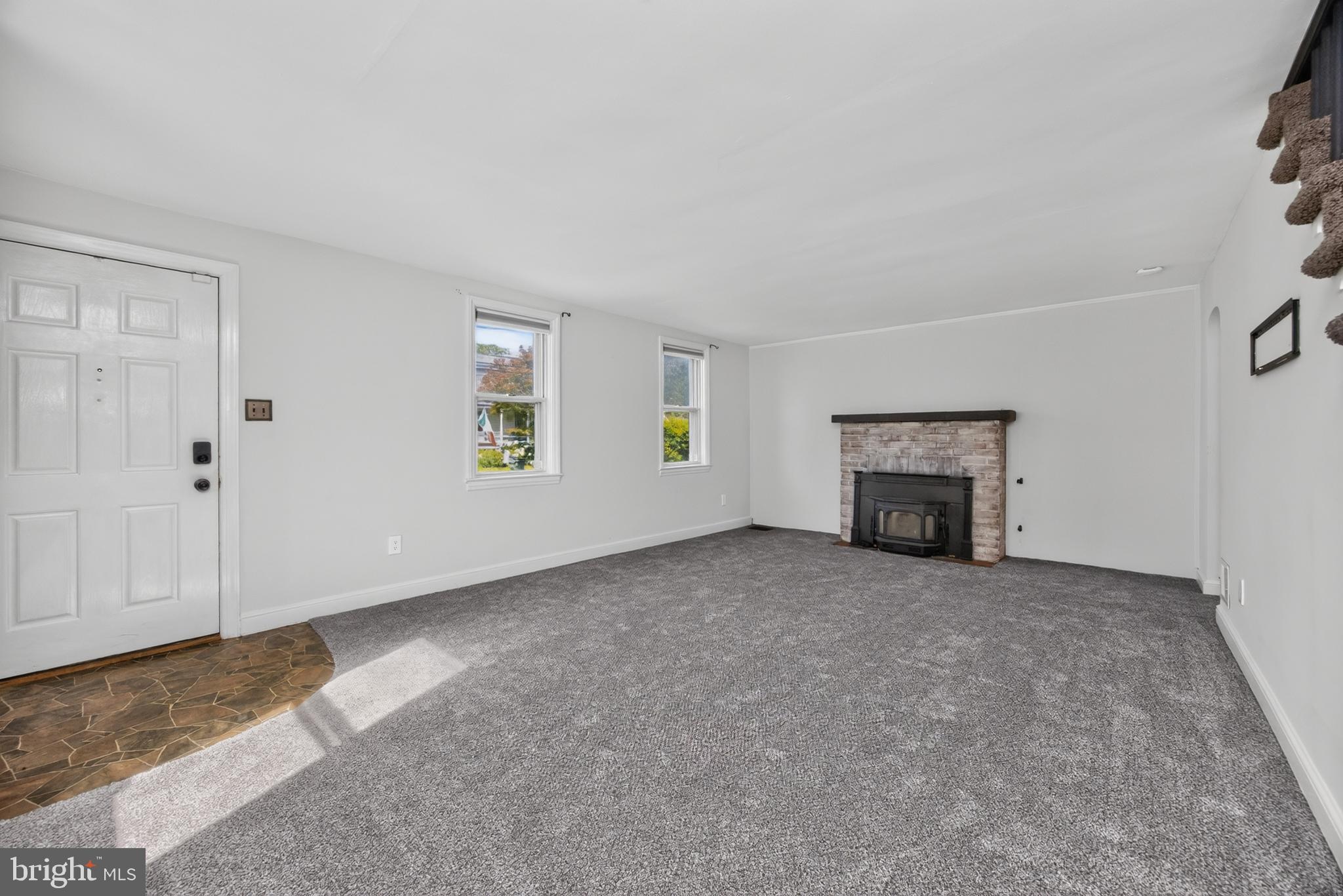GARDEN CITY - Residential