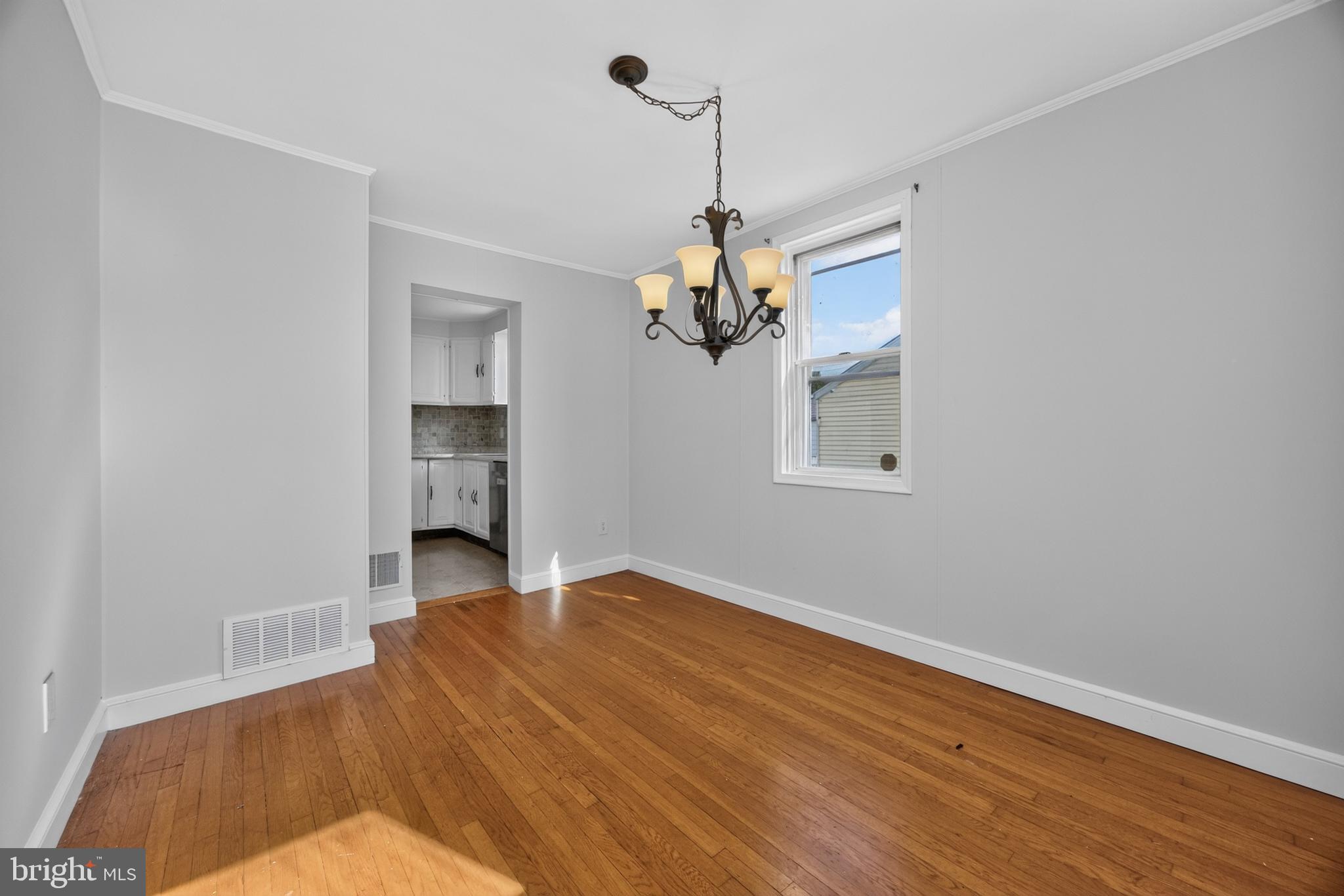 GARDEN CITY - Residential
