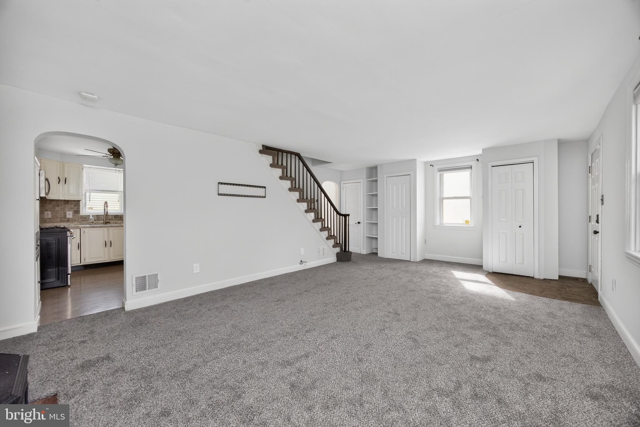 GARDEN CITY - Residential