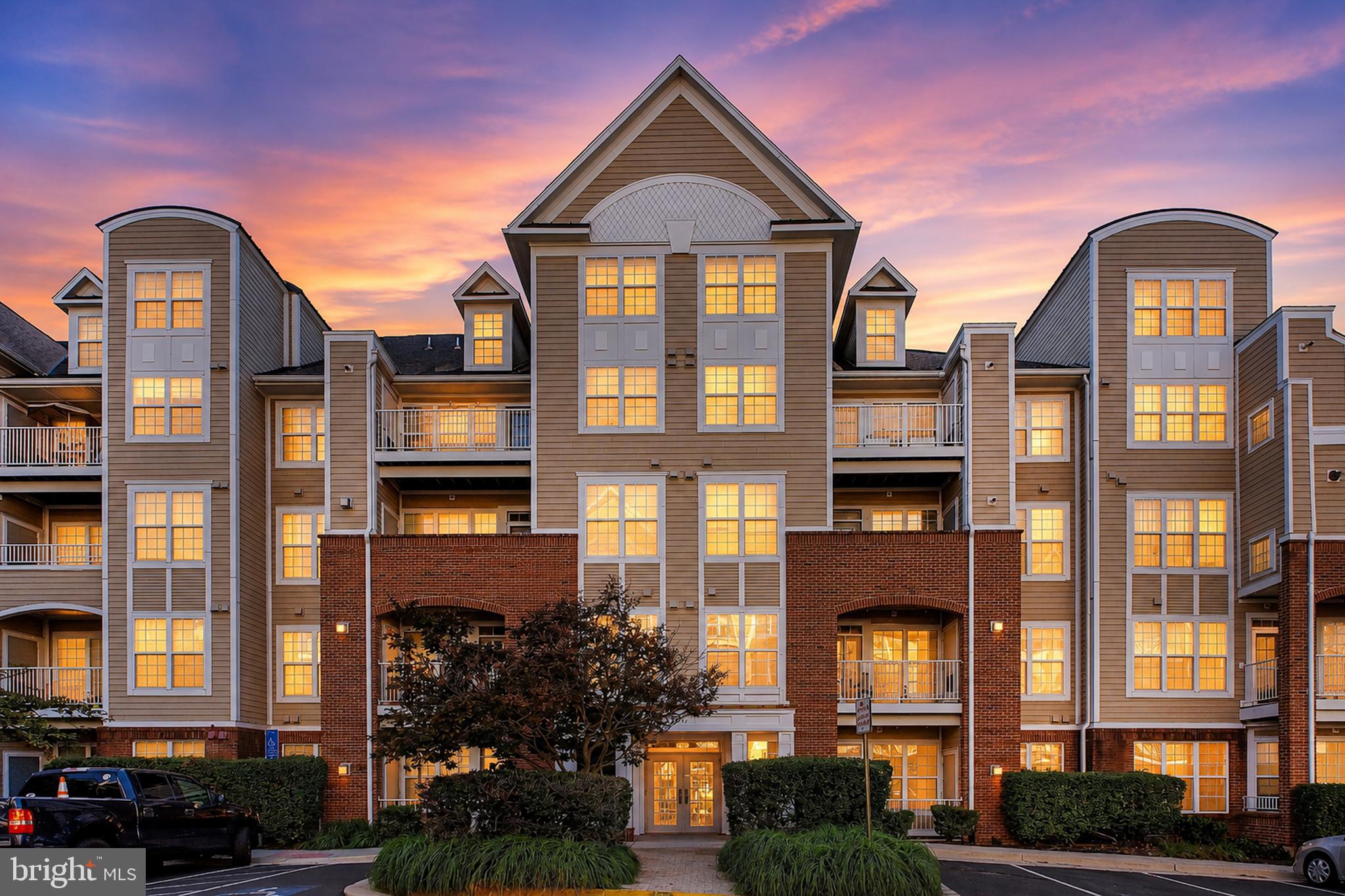 WESTBRIAR CONDOMINIUMS - Residential