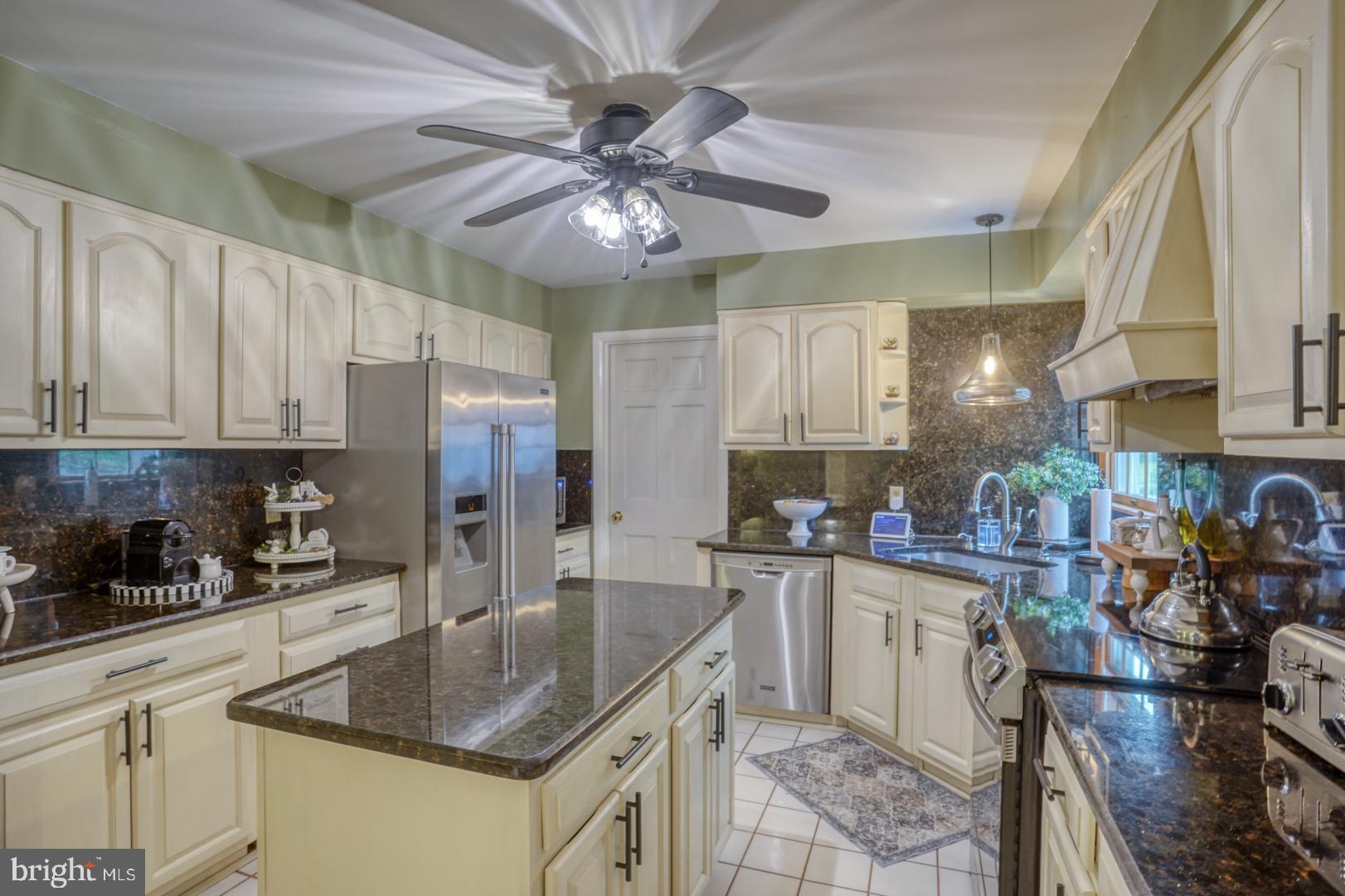 BROAD CREEK ESTATES - Residential