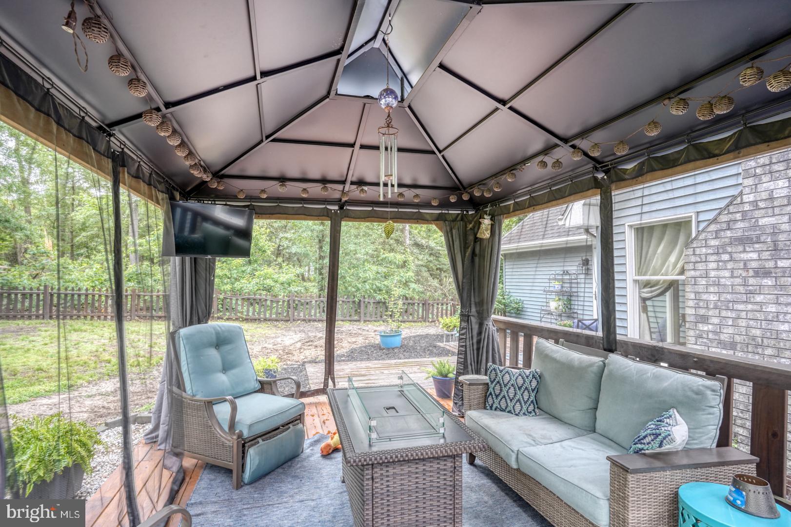 BROAD CREEK ESTATES - Residential
