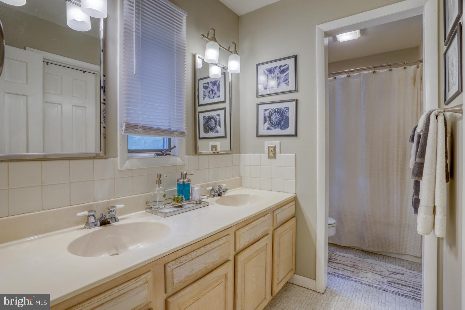 BROAD CREEK ESTATES - Residential