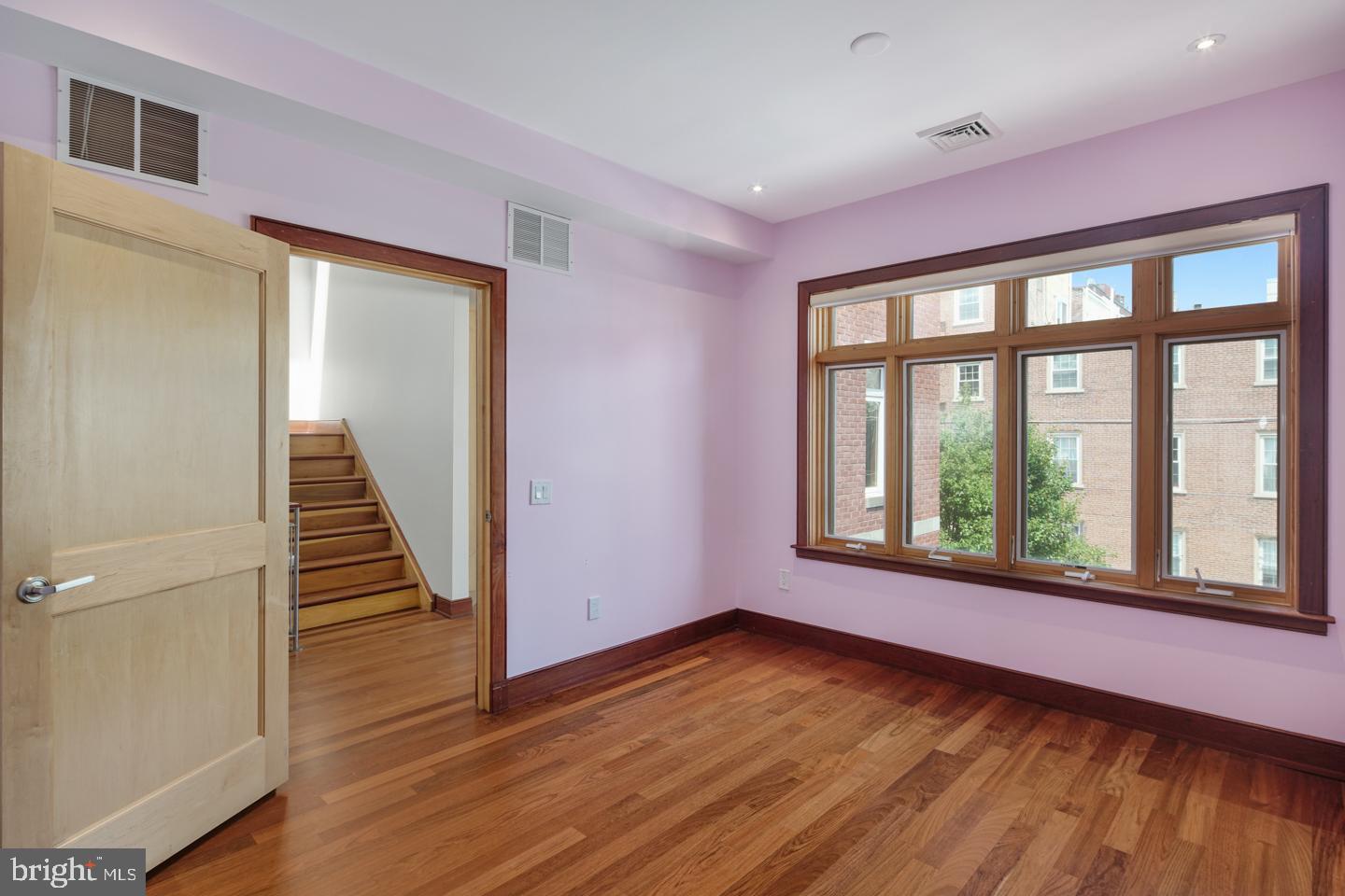 WASHINGTON SQ WEST - Residential