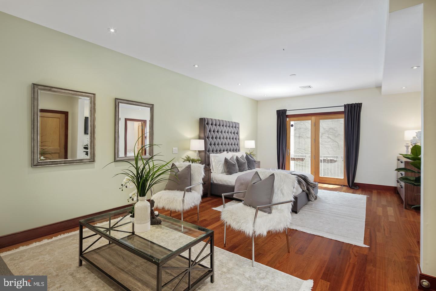 WASHINGTON SQ WEST - Residential