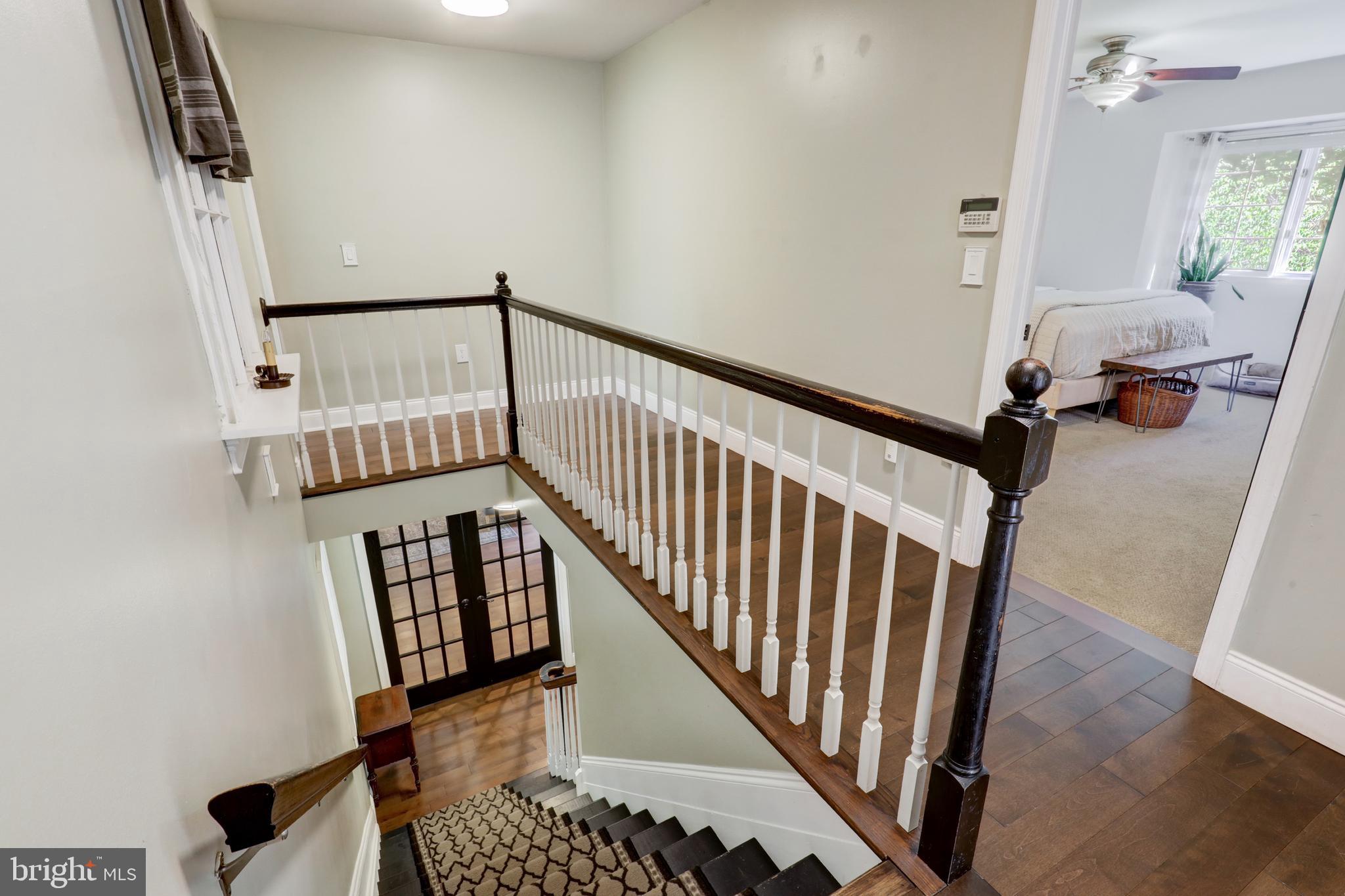 MONACY MANOR - Residential