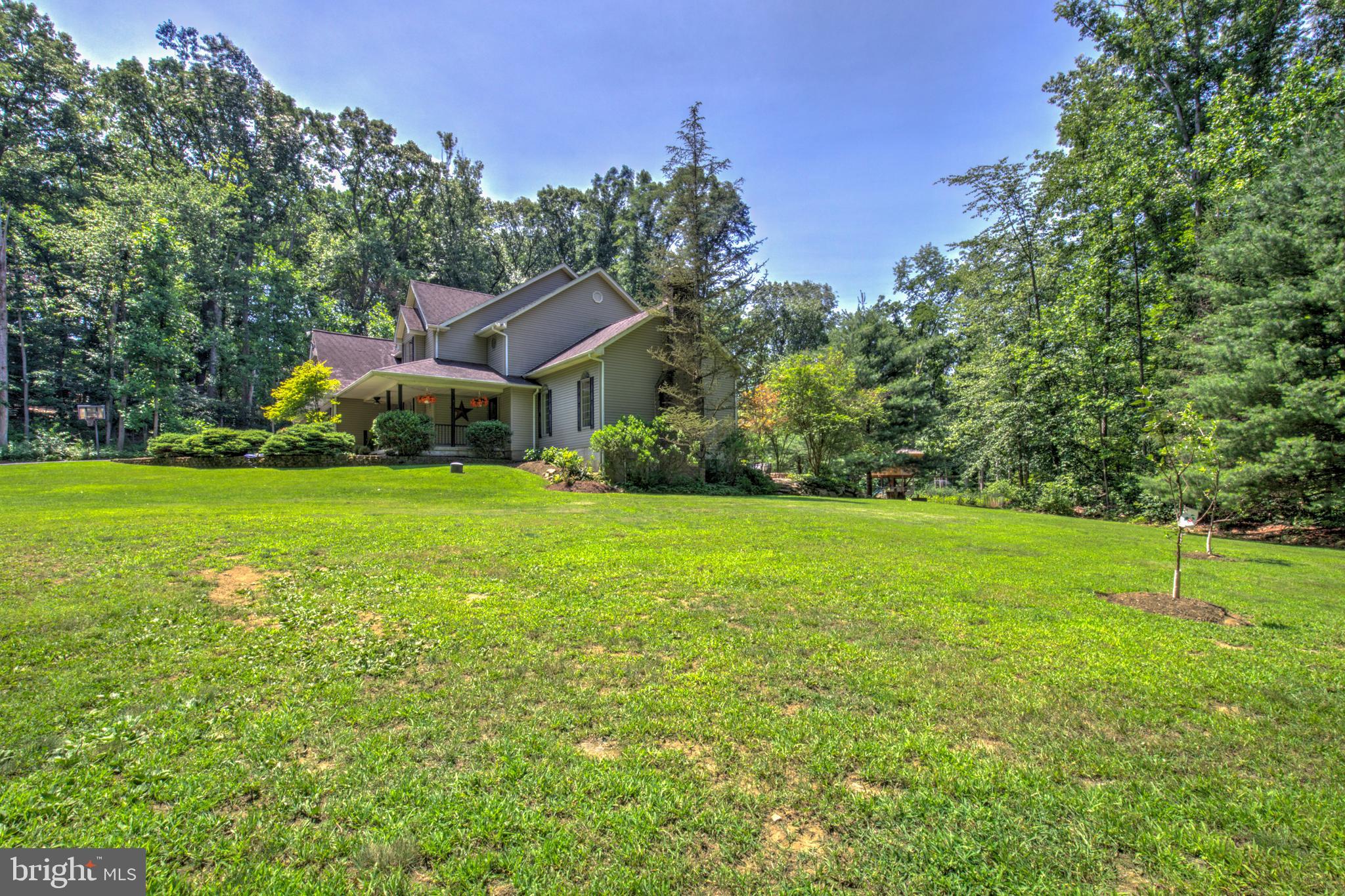 MONACY MANOR - Residential