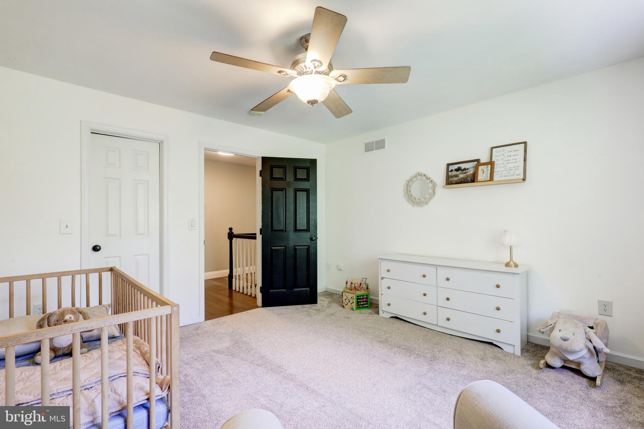 MONACY MANOR - Residential
