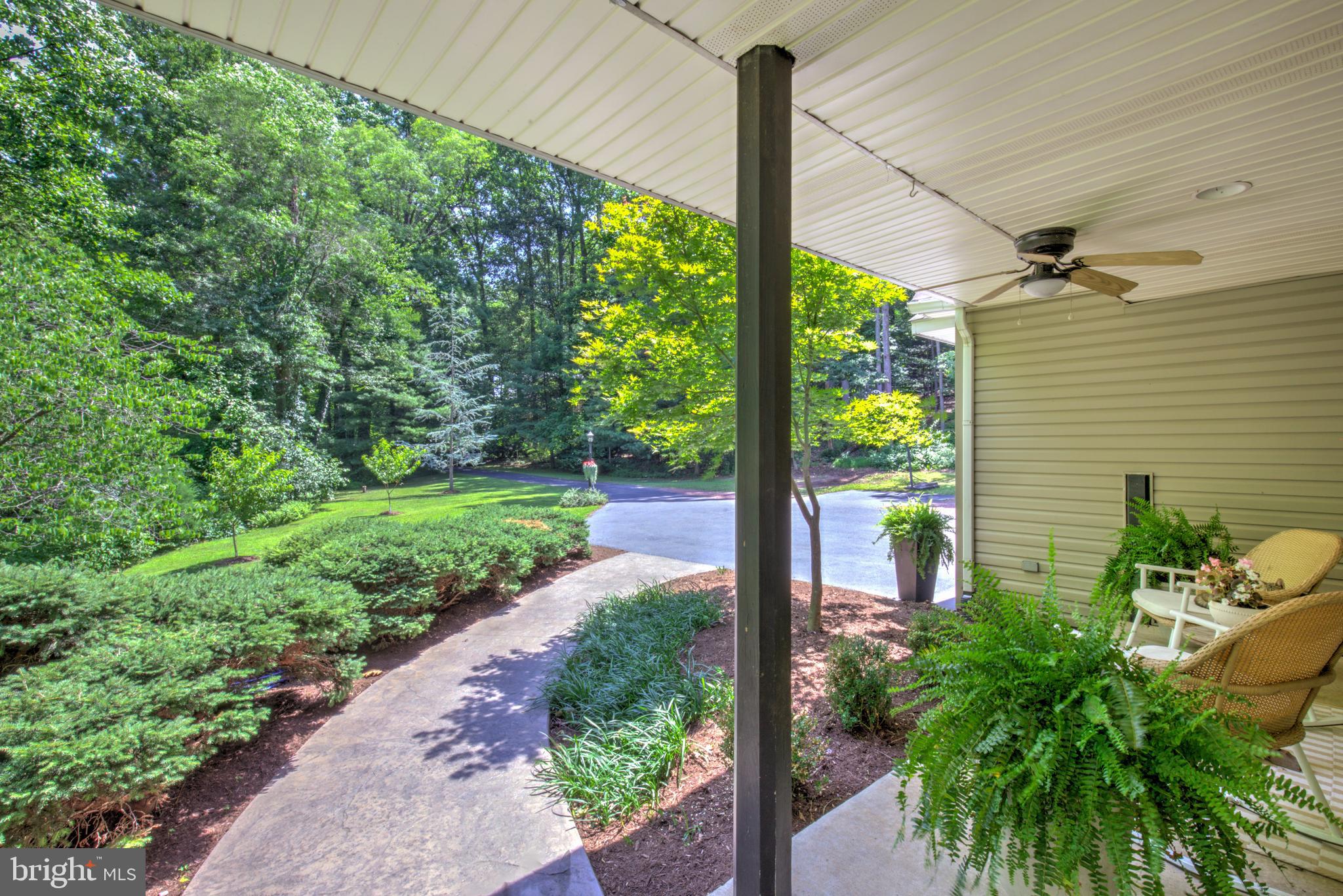 MONACY MANOR - Residential