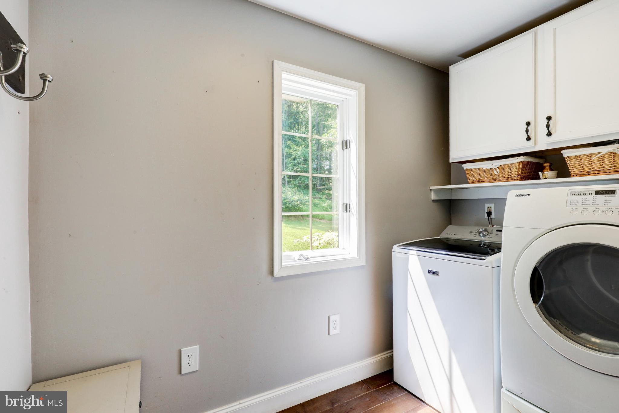 MONACY MANOR - Residential
