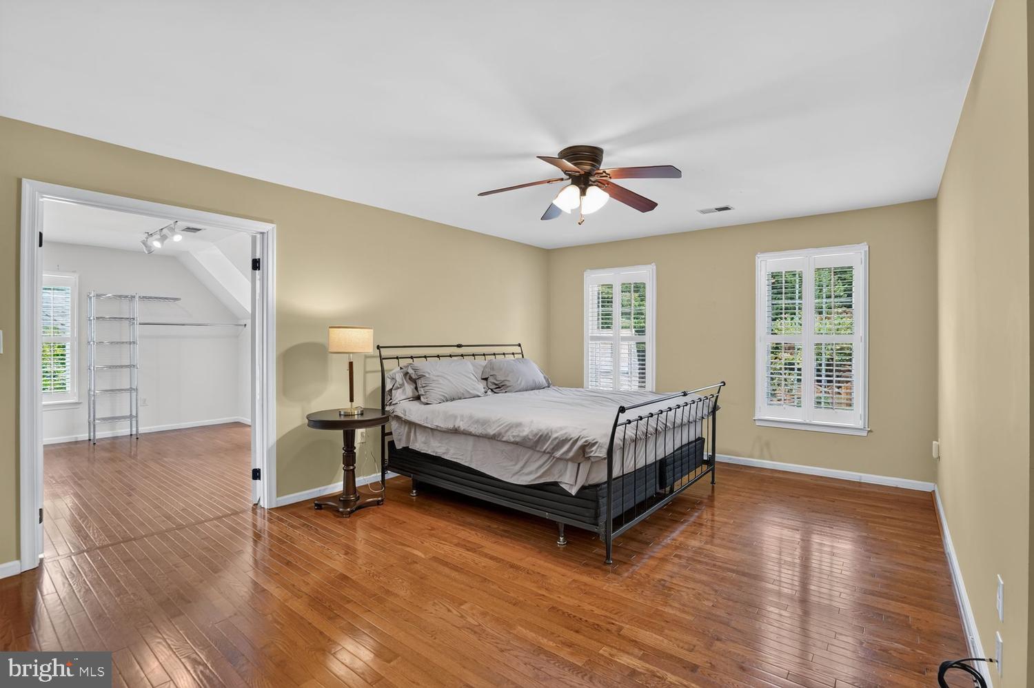 CROSSPOINTE - Residential