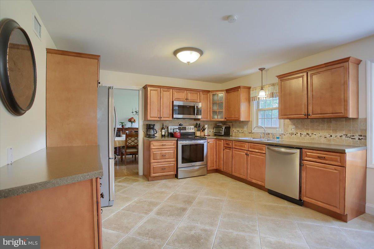 SUNRISE TERRACE - Residential