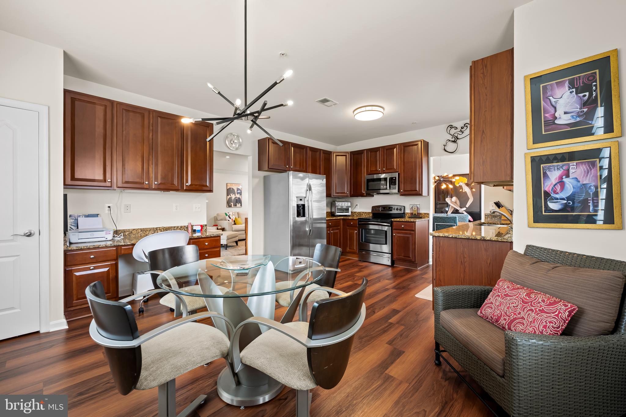 THE HIGHLANDS AT QUARRY LAKE - Residential