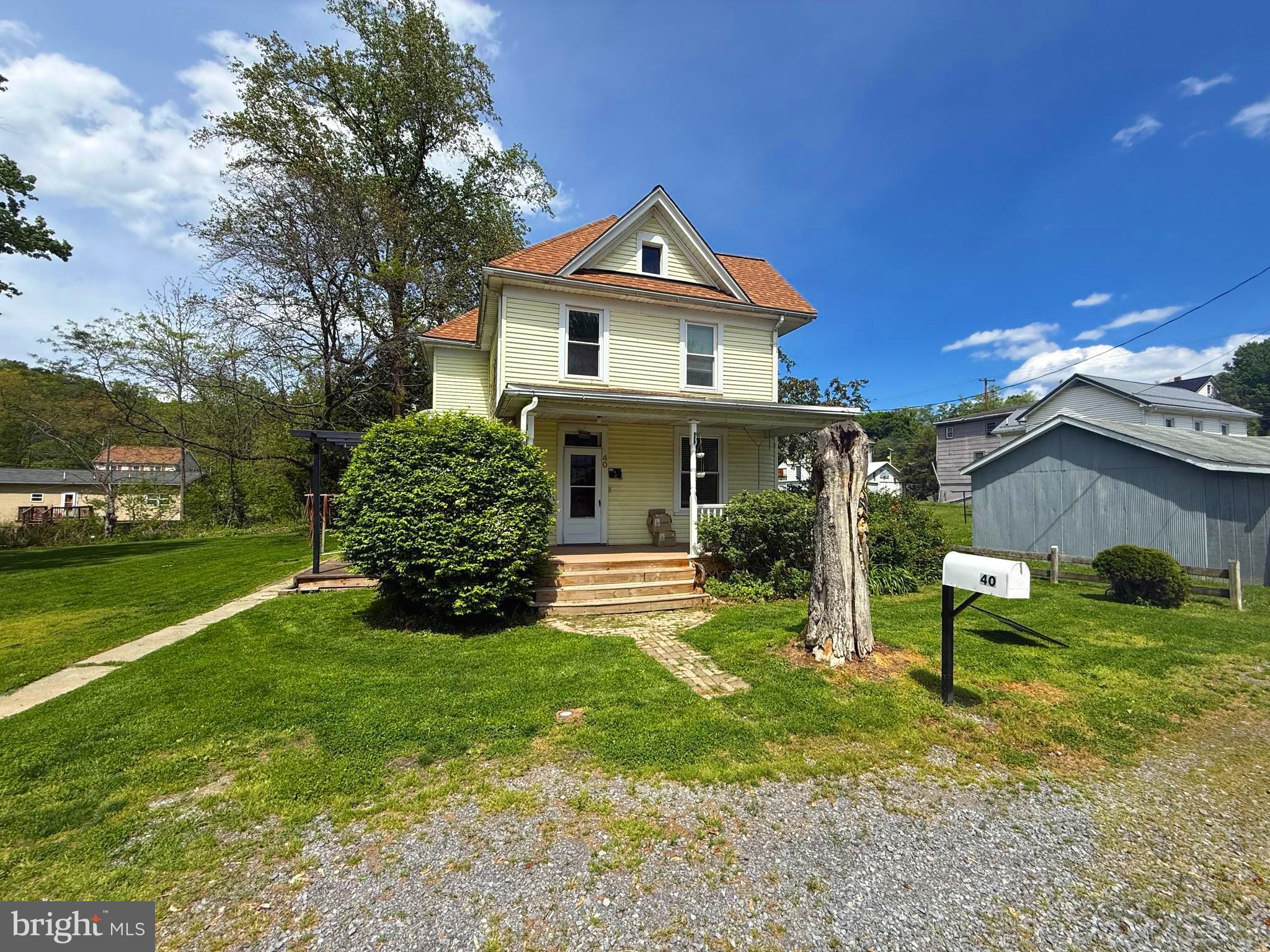 40 Mable Lane, Just a few minutes from downtown Berkeley Springs.. The kitchen has been completely remodeled with solid cabinets, quality appliances, and plenty of counter space and the Bathroom’s fully updated too. You’ve got newer windows and a new roof with a transferable warranty, so the big stuff’s already handled. There’s an unfinished basement for storage and a shed out back for tools or whatever you need to stash. A nice side/ back yard for room to hang out, garden, or let the kids or dogs run. Clean, well kept, and in a spot that makes getting around easy. Move in ready home, Come check it out!