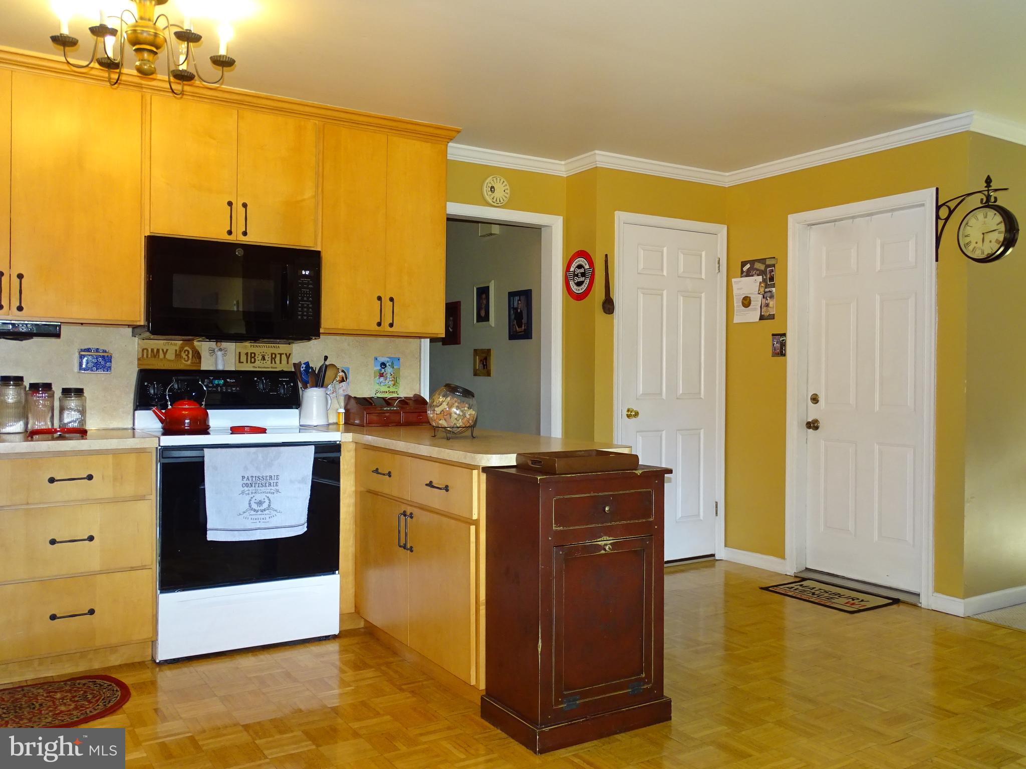 CYPRESS MANOR - Residential