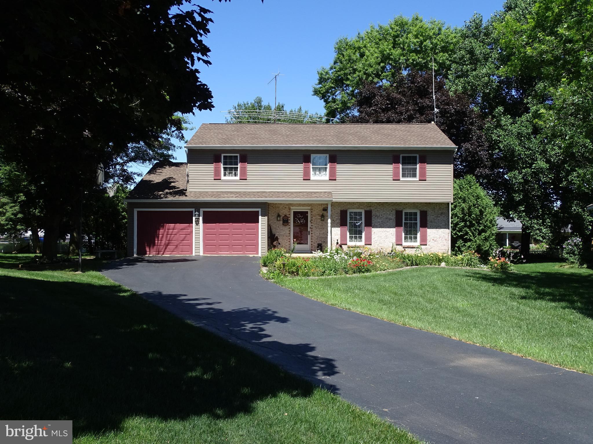 CYPRESS MANOR - Residential