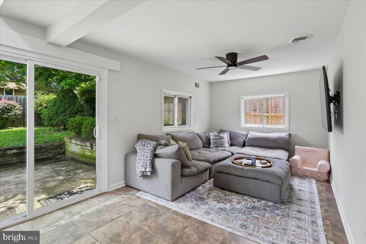 CAPITOL VIEW PARK - Residential
