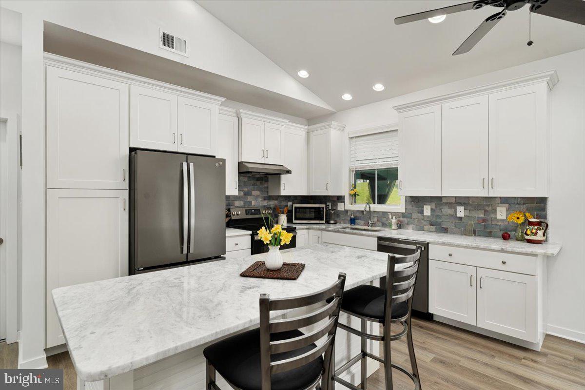 TIMBERWOOD EAST - Residential