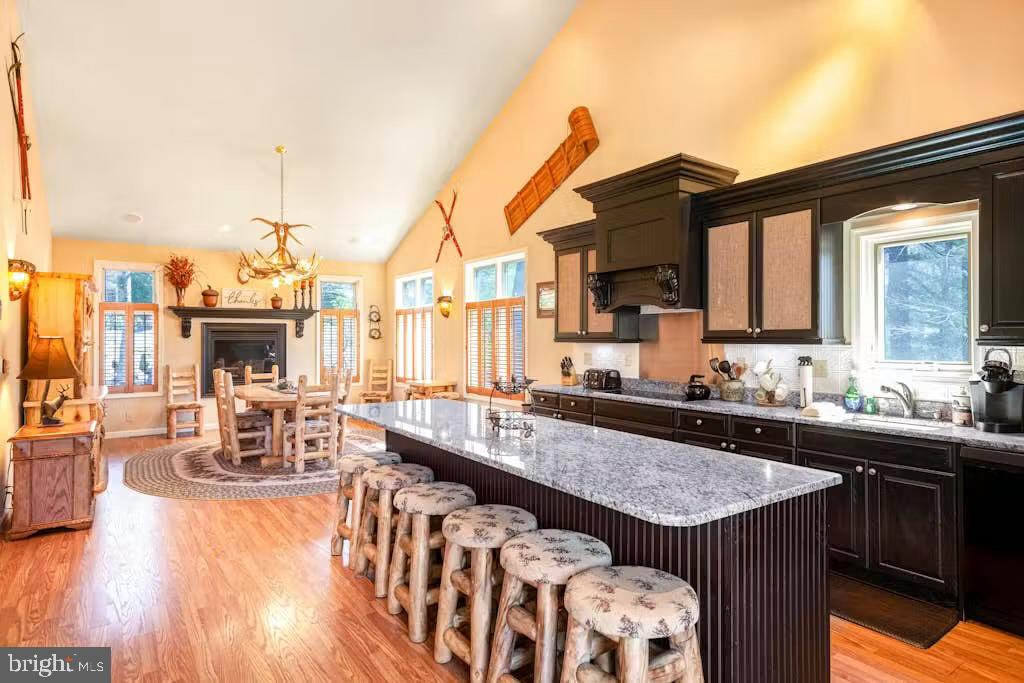 LAUREL WOODS - Residential