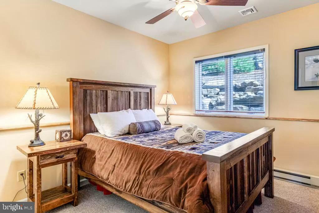LAUREL WOODS - Residential