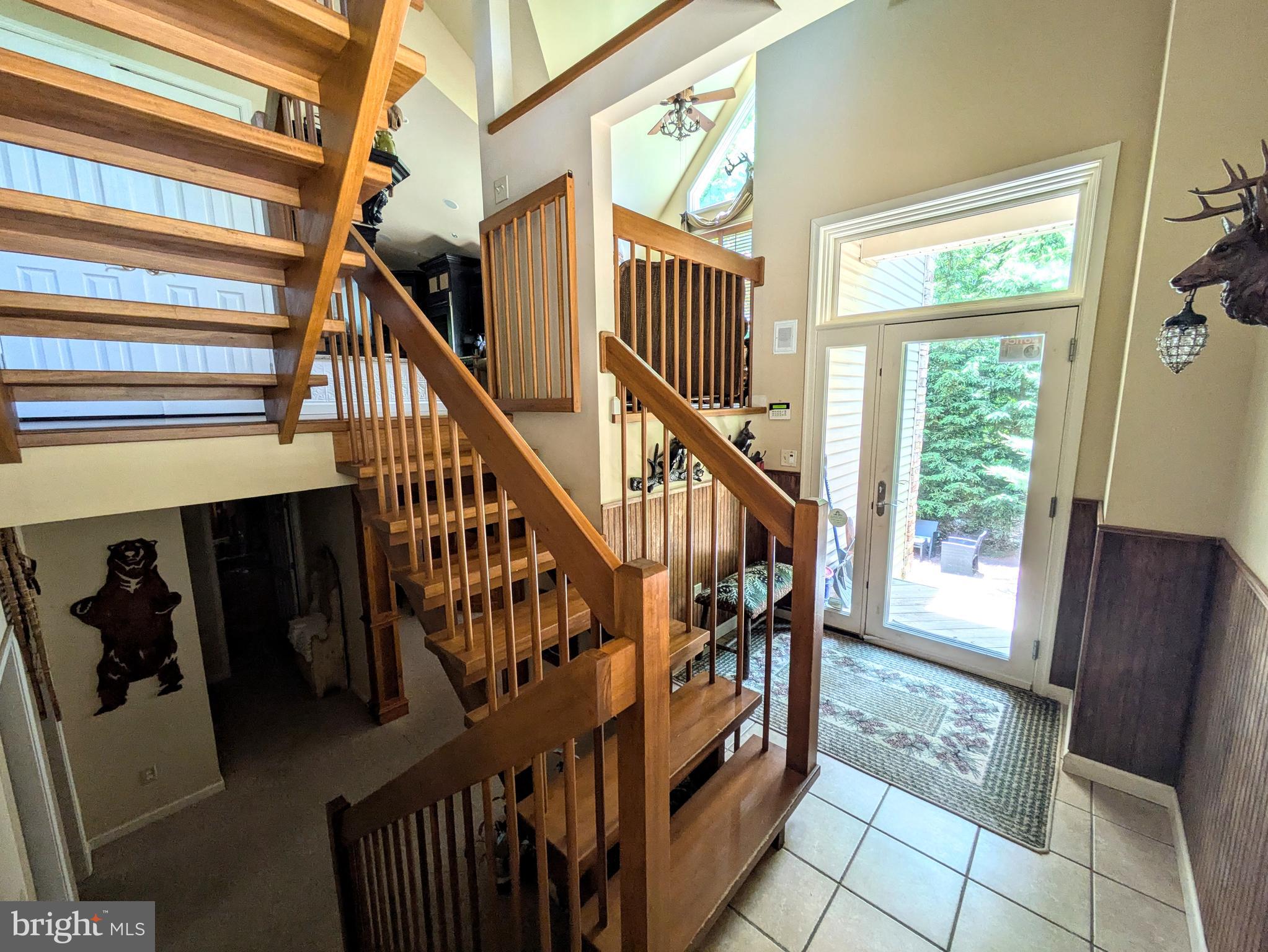 LAUREL WOODS - Residential