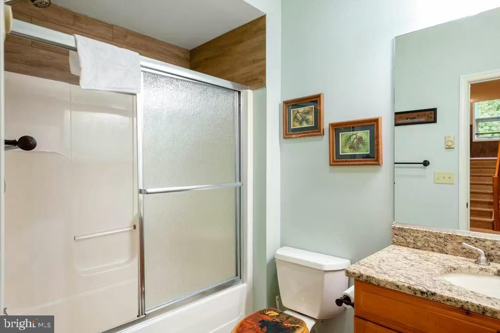 LAUREL WOODS - Residential