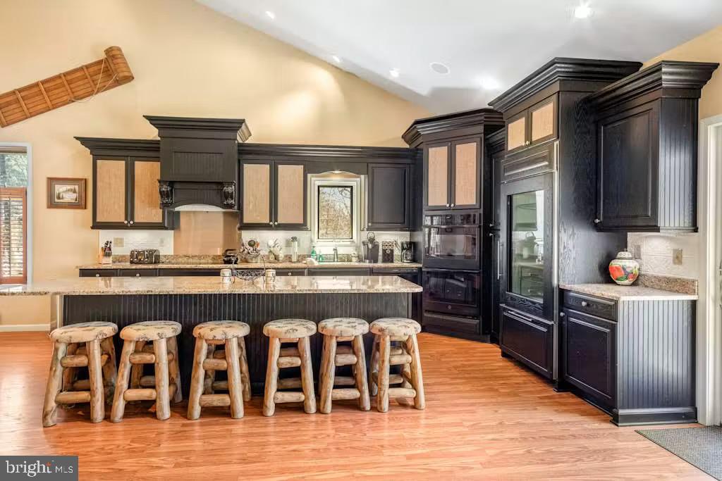 LAUREL WOODS - Residential