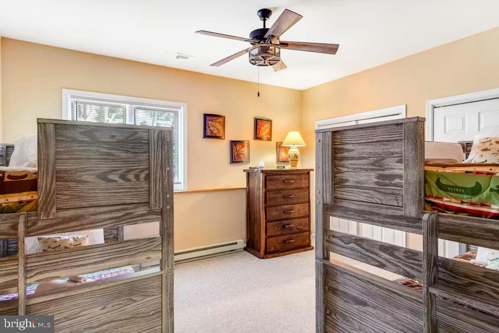 LAUREL WOODS - Residential