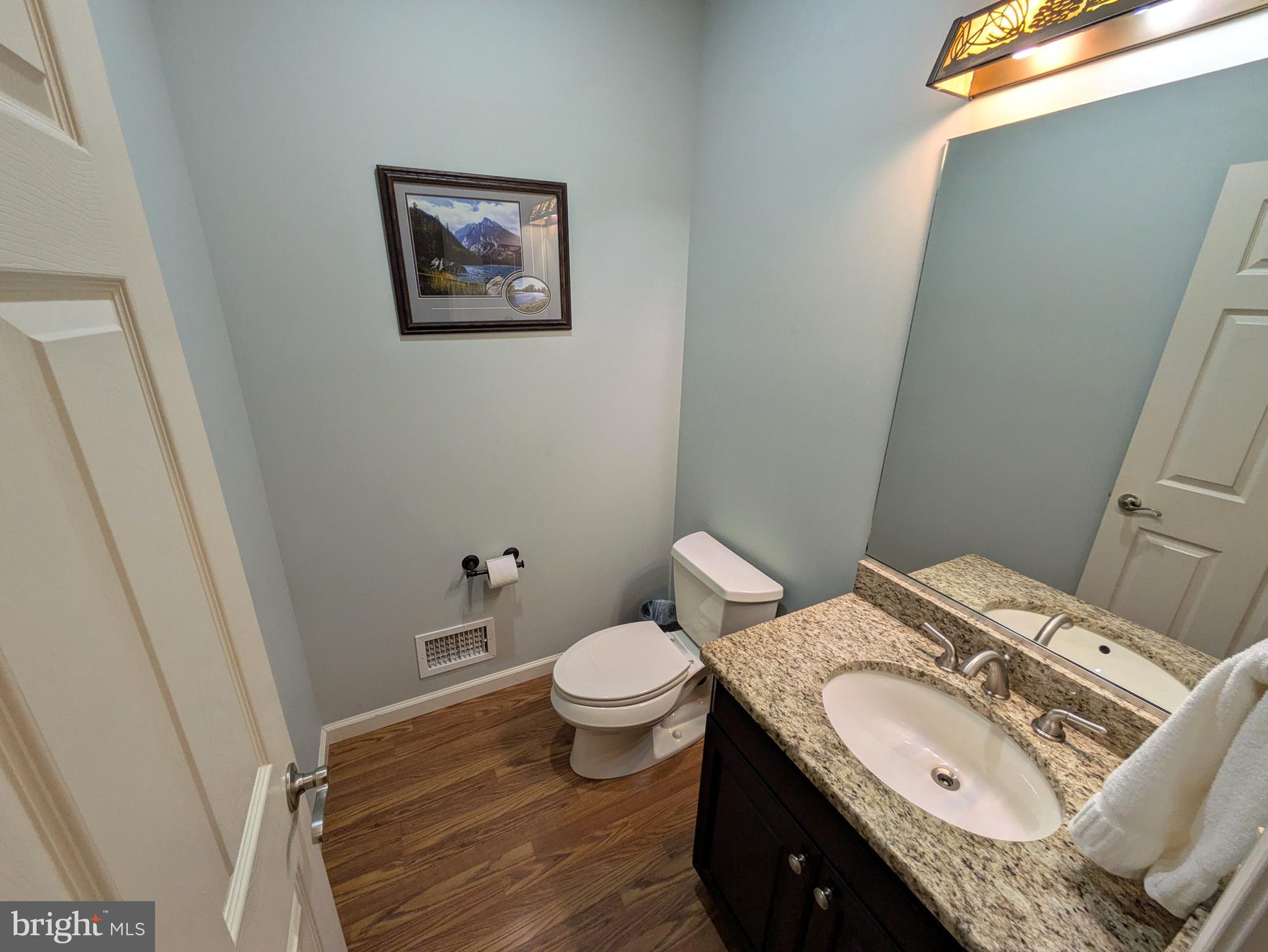 LAUREL WOODS - Residential