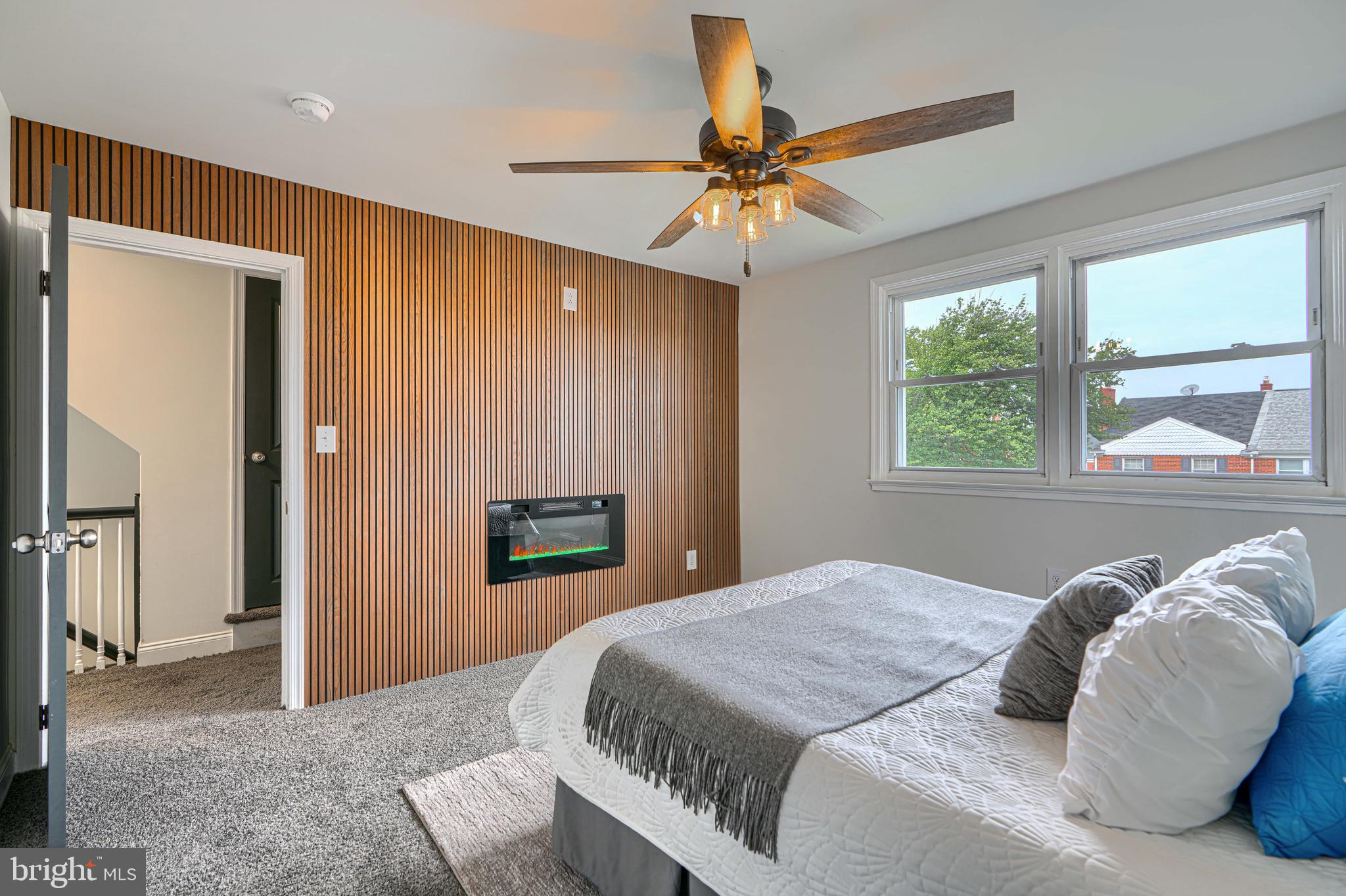 PERRING LOCH - Residential