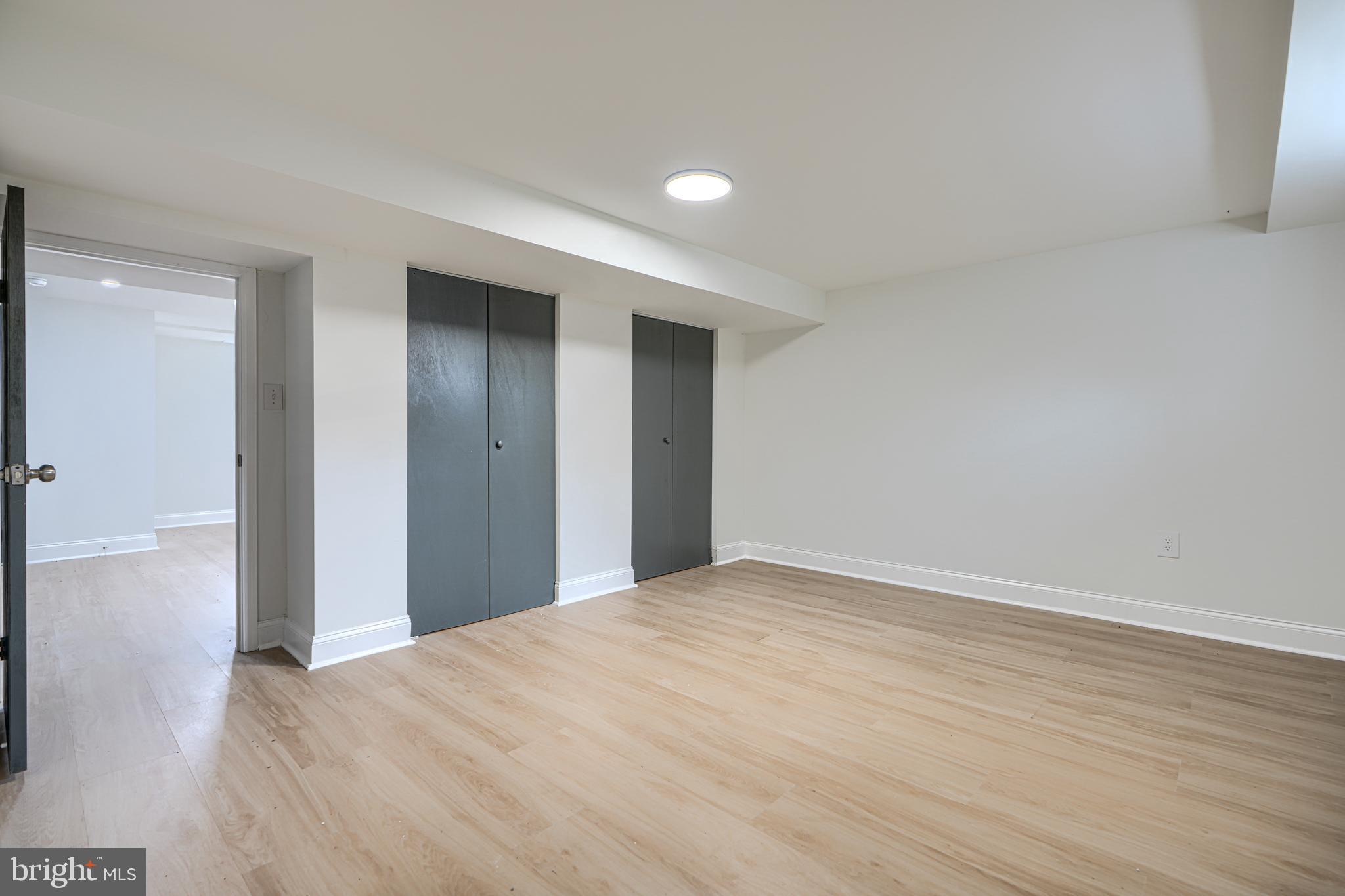 PERRING LOCH - Residential